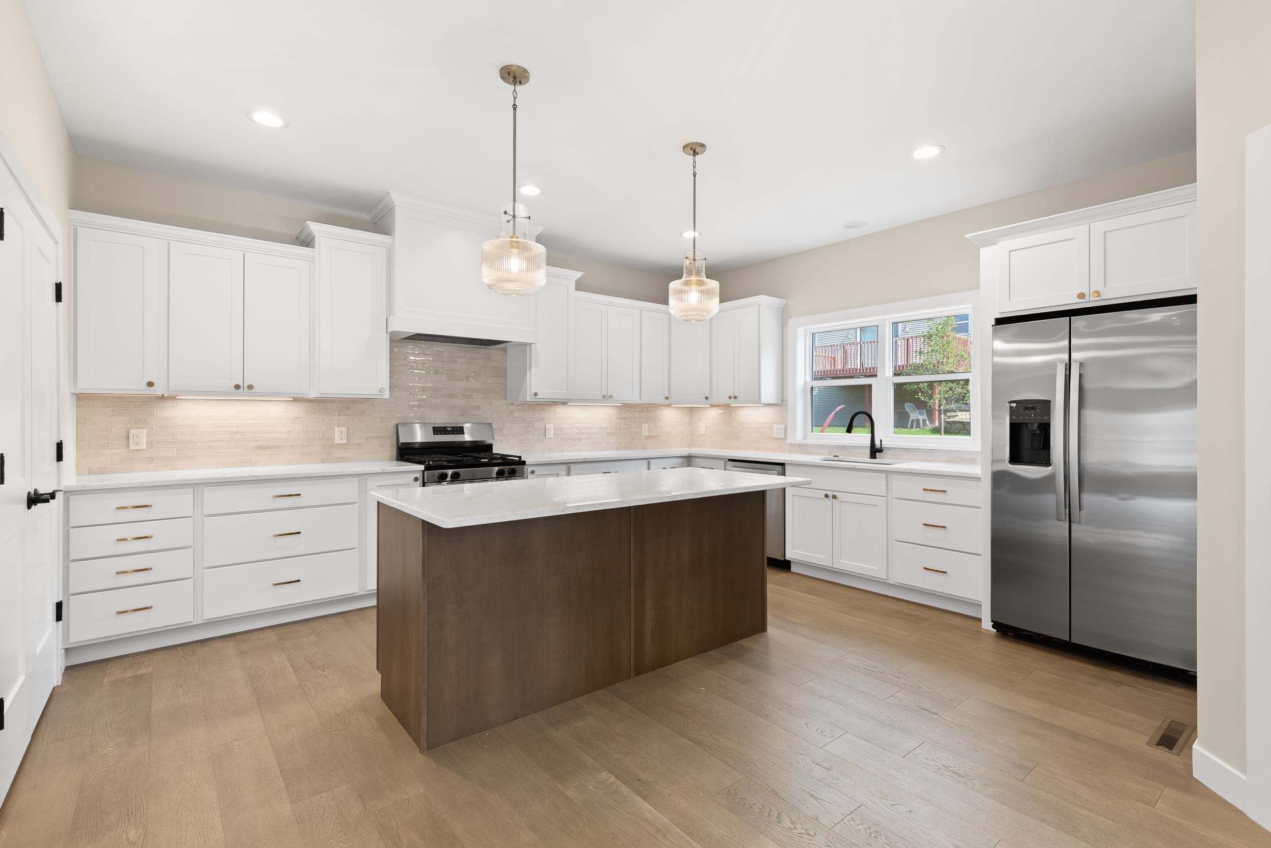 9066 Paddington Parkway