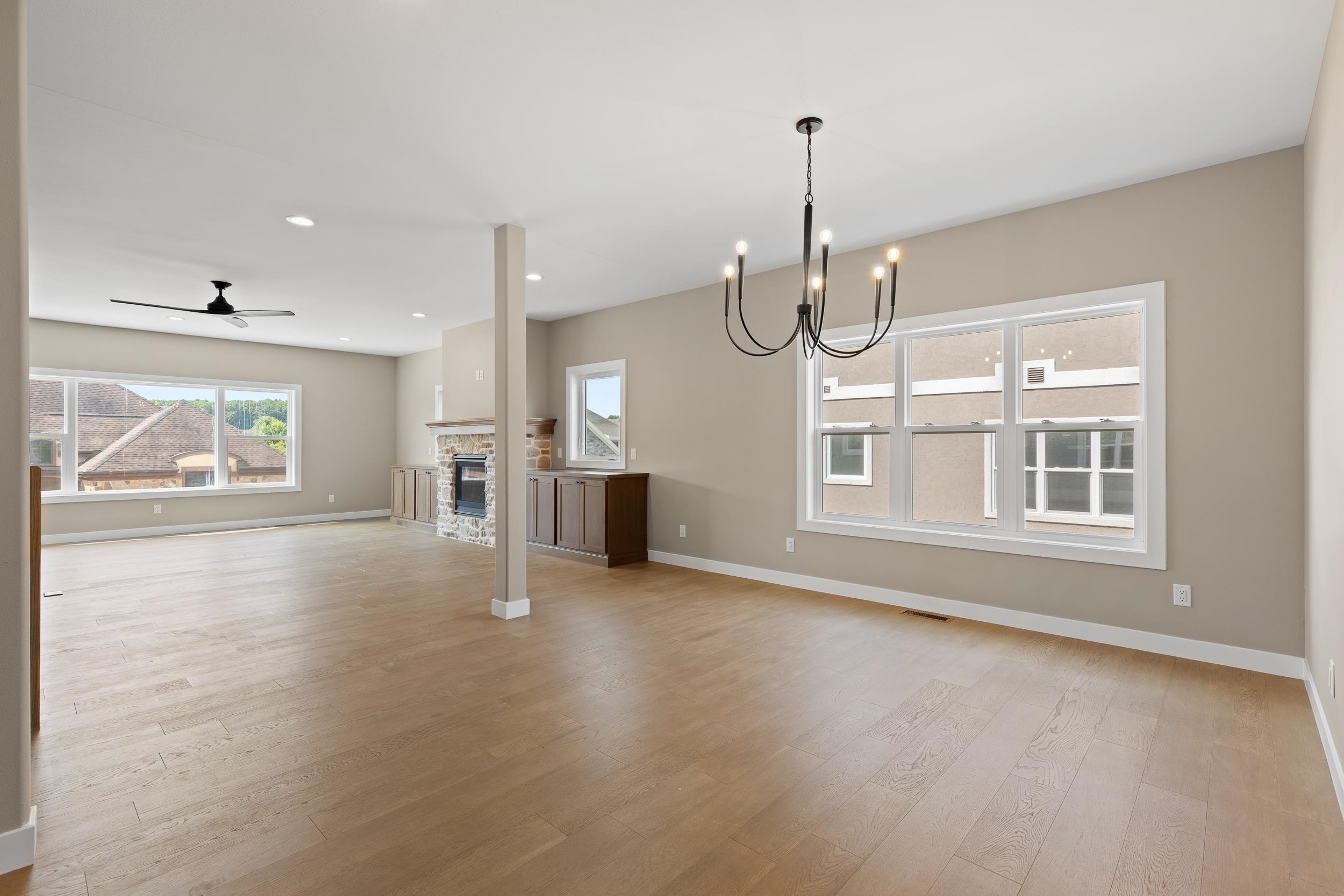 9076 Paddington Parkway
