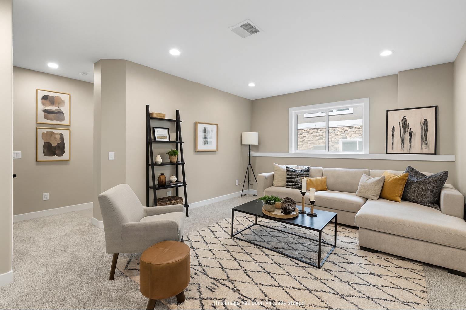 9076 Paddington Parkway