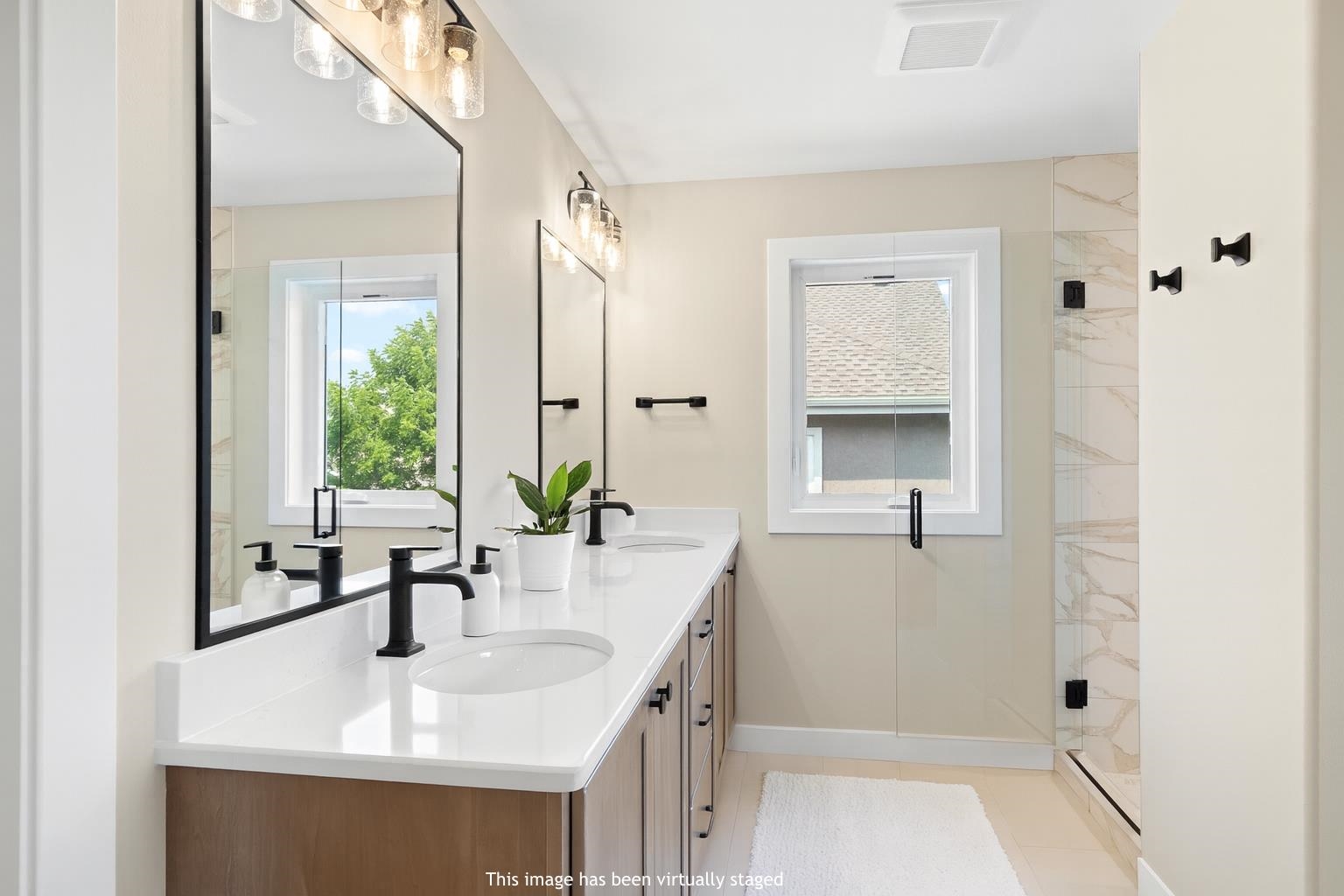 9076 Paddington Parkway