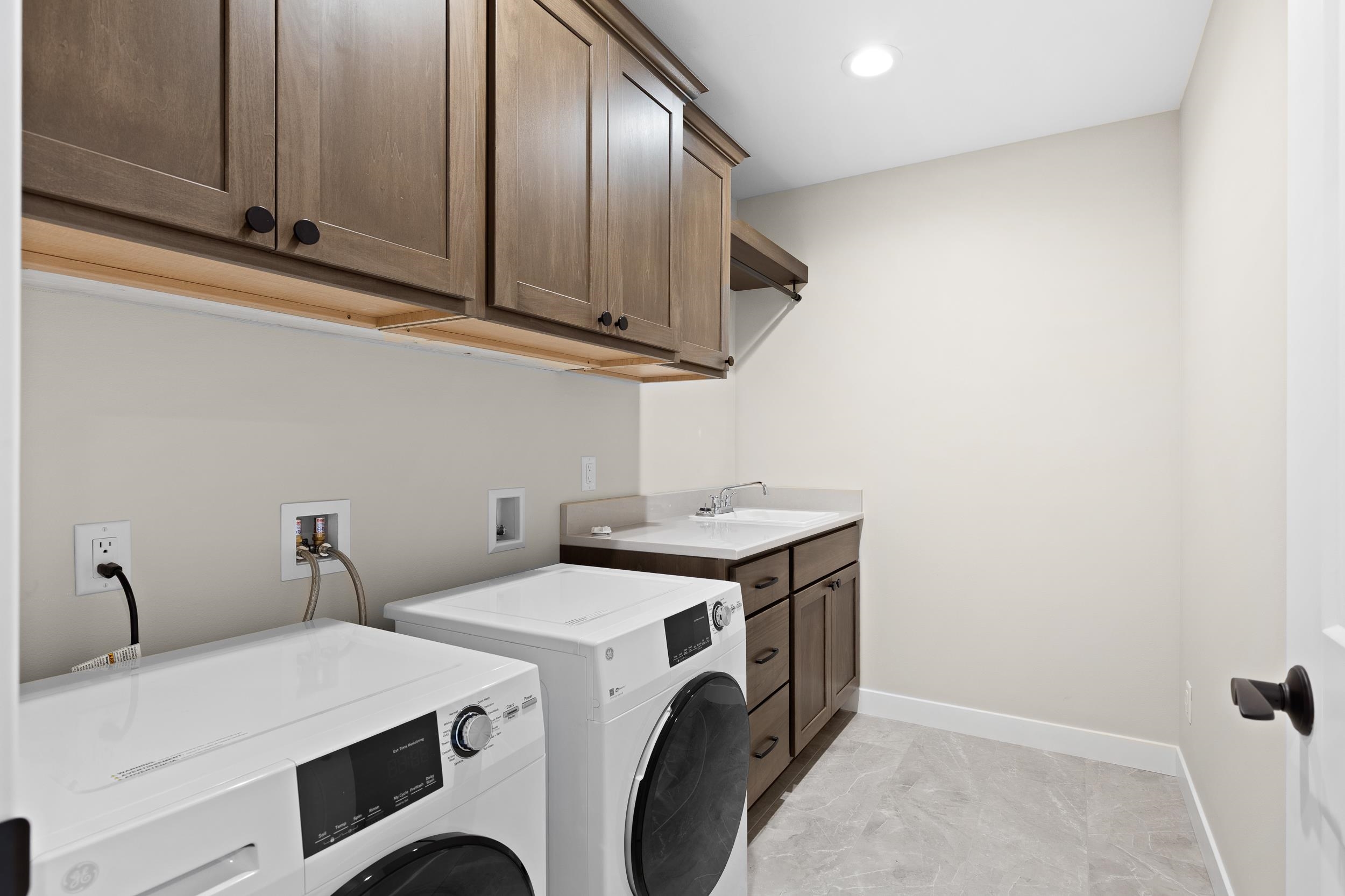 9074 Paddington Parkway
