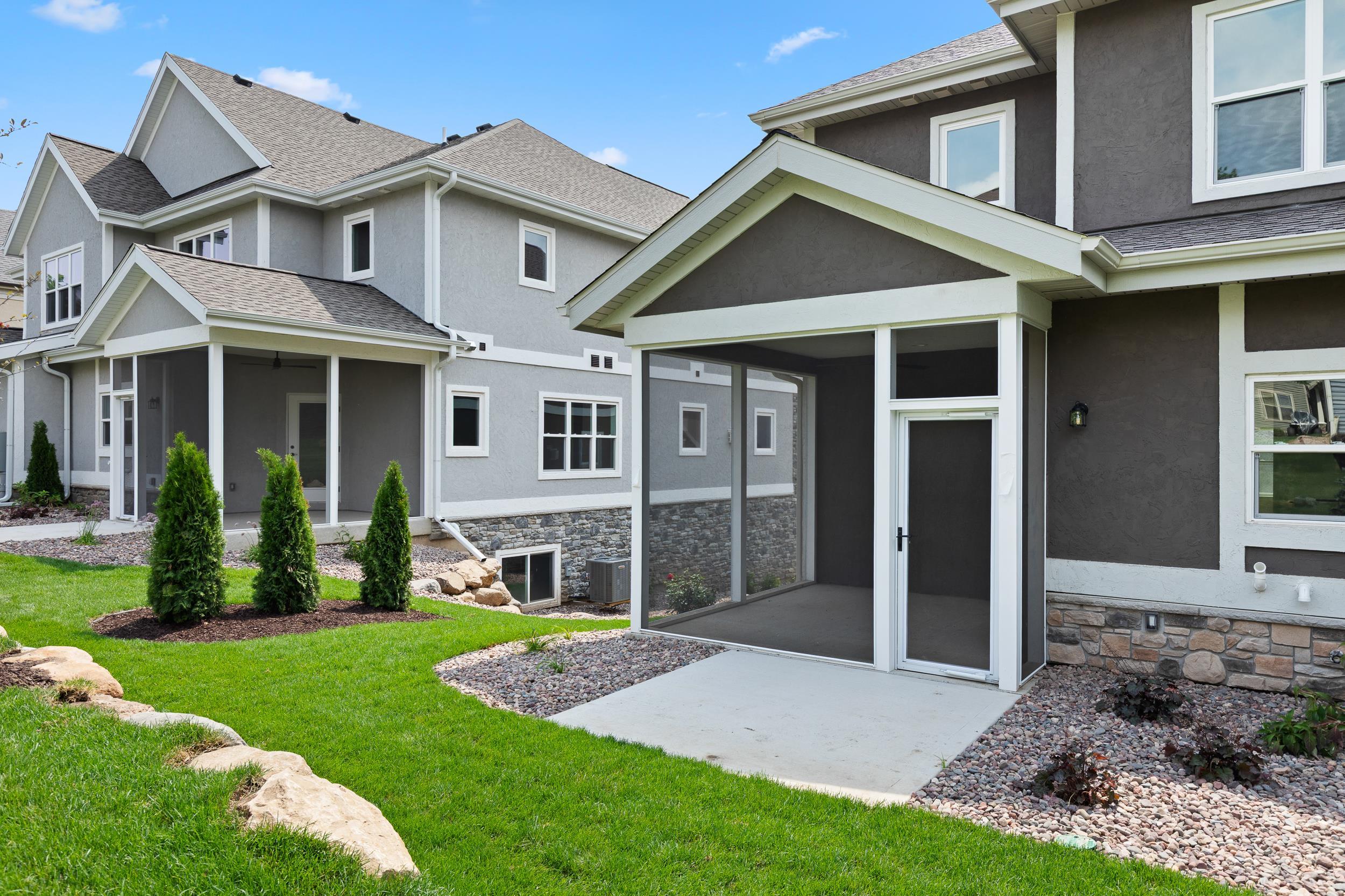 9074 Paddington Parkway