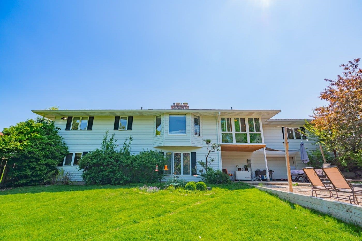 504 Lake Street