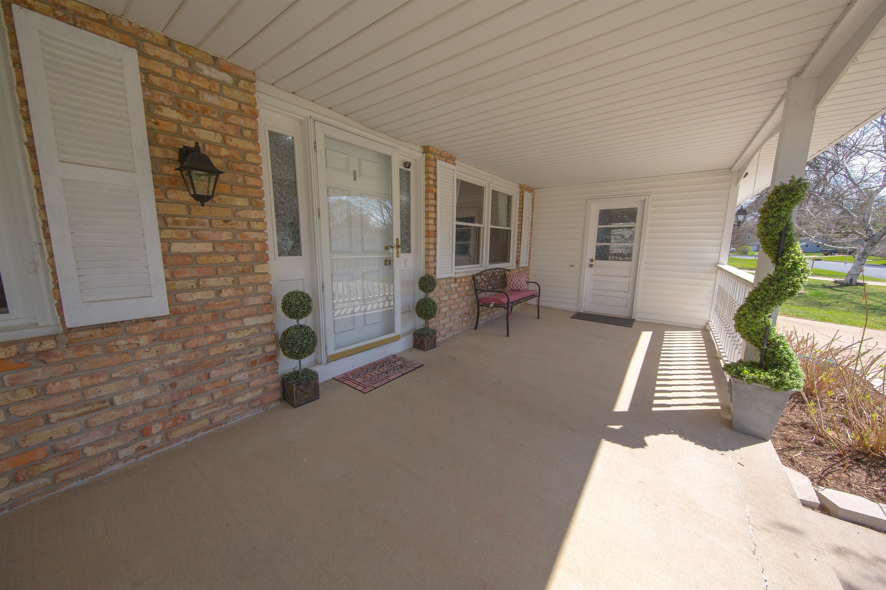 2607 King James Way