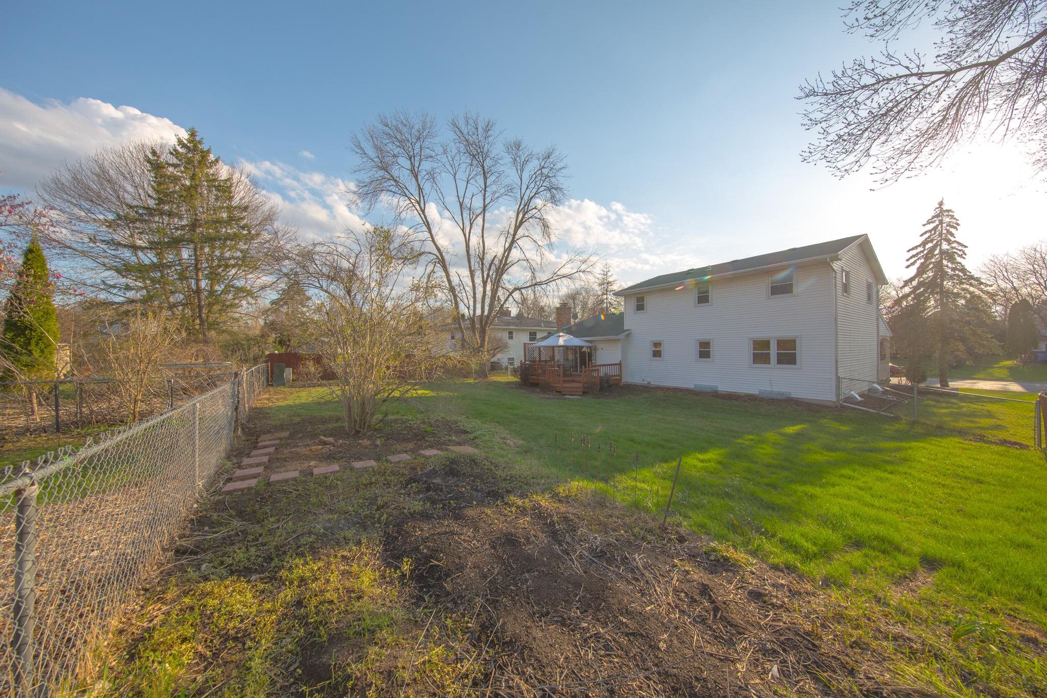 2607 King James Way