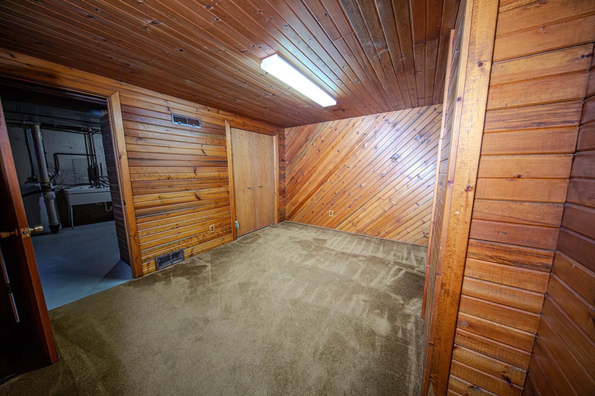 2607 King James Way