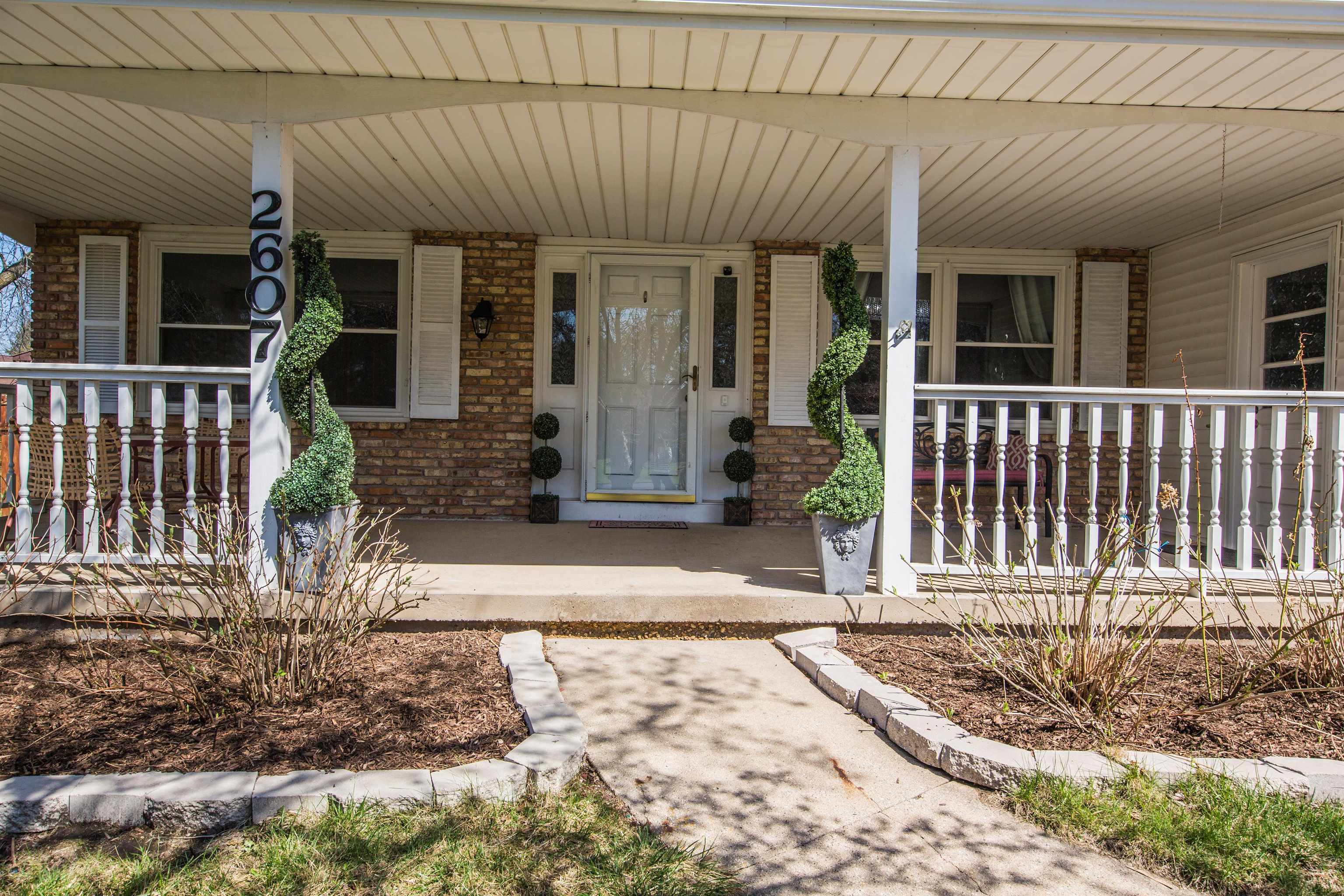 2607 King James Way