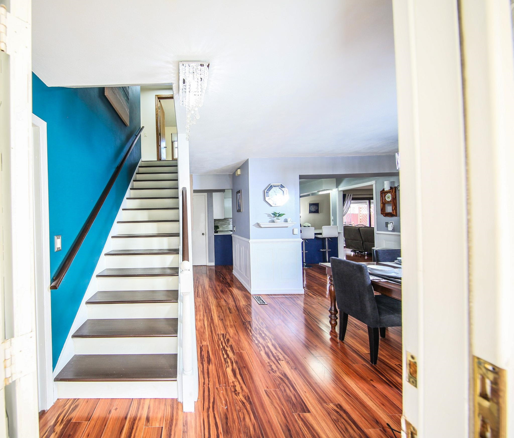 2607 King James Way