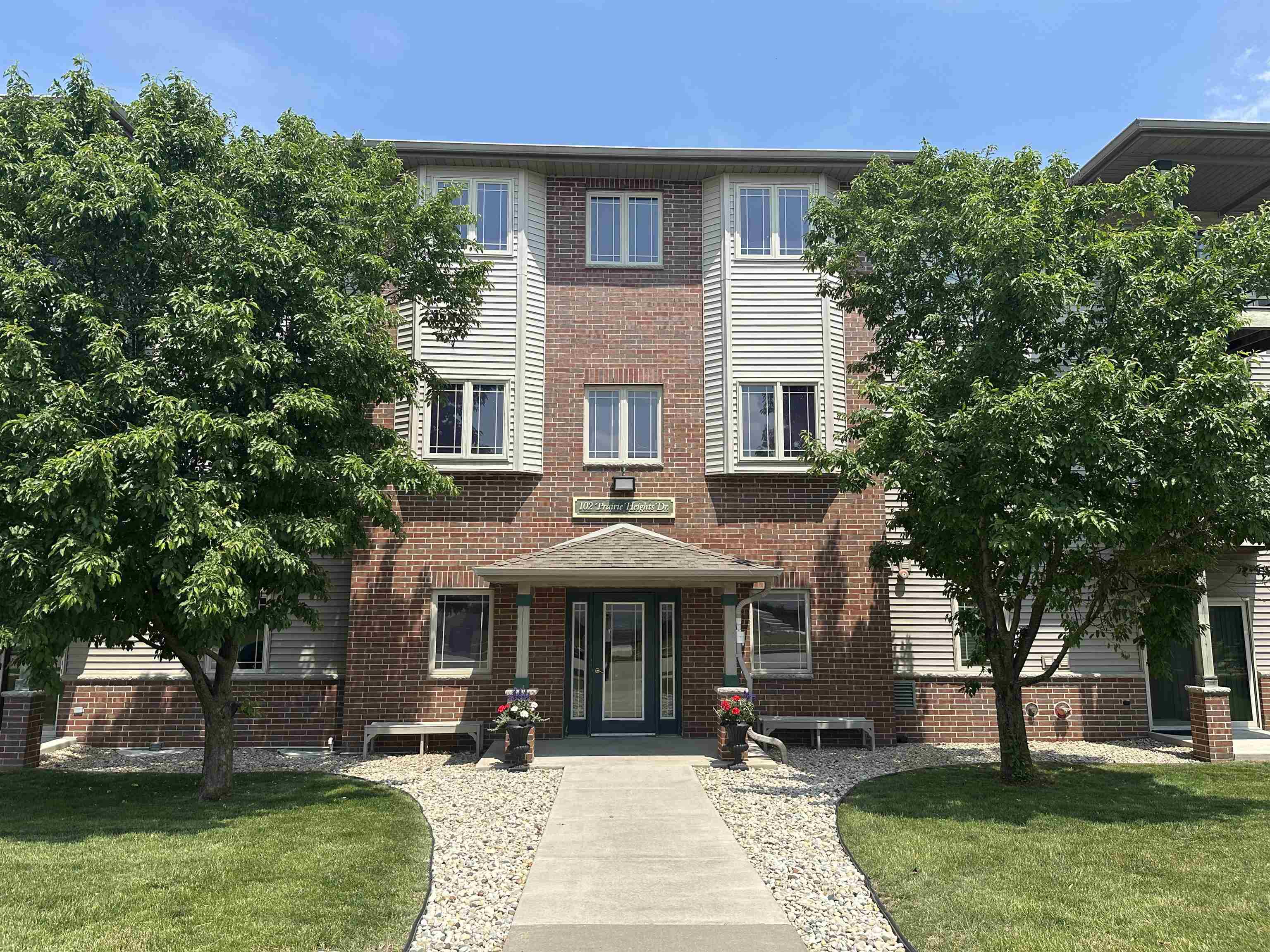 102 Prairie Heights Drive 115