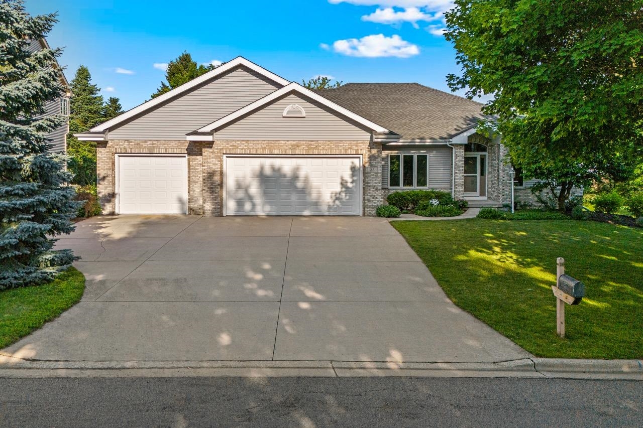 23 Foxglove Circle