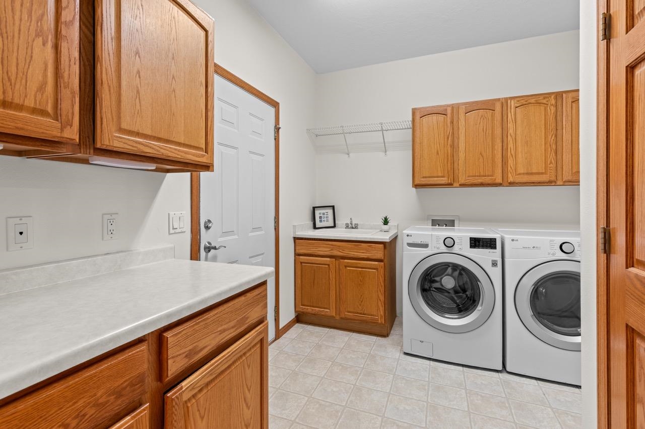 23 Foxglove Circle