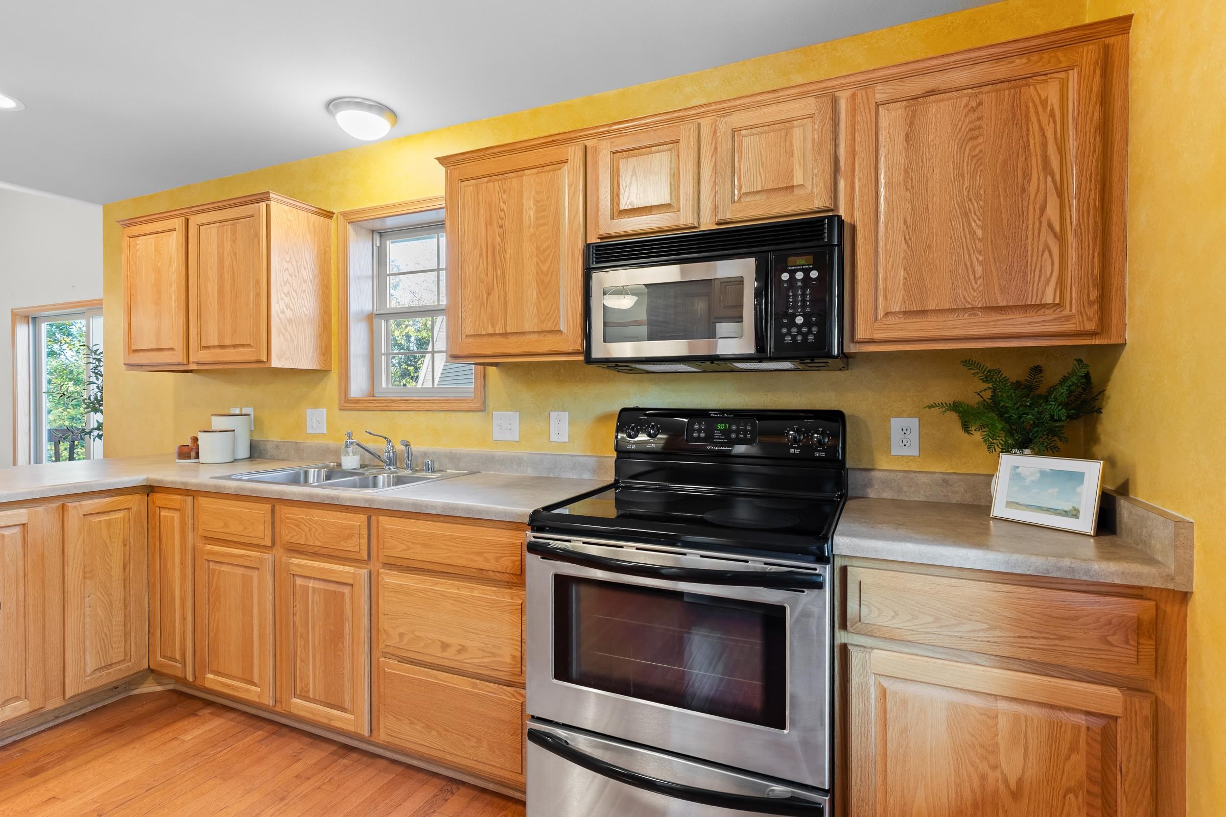 9911 Hawks Nest Drive