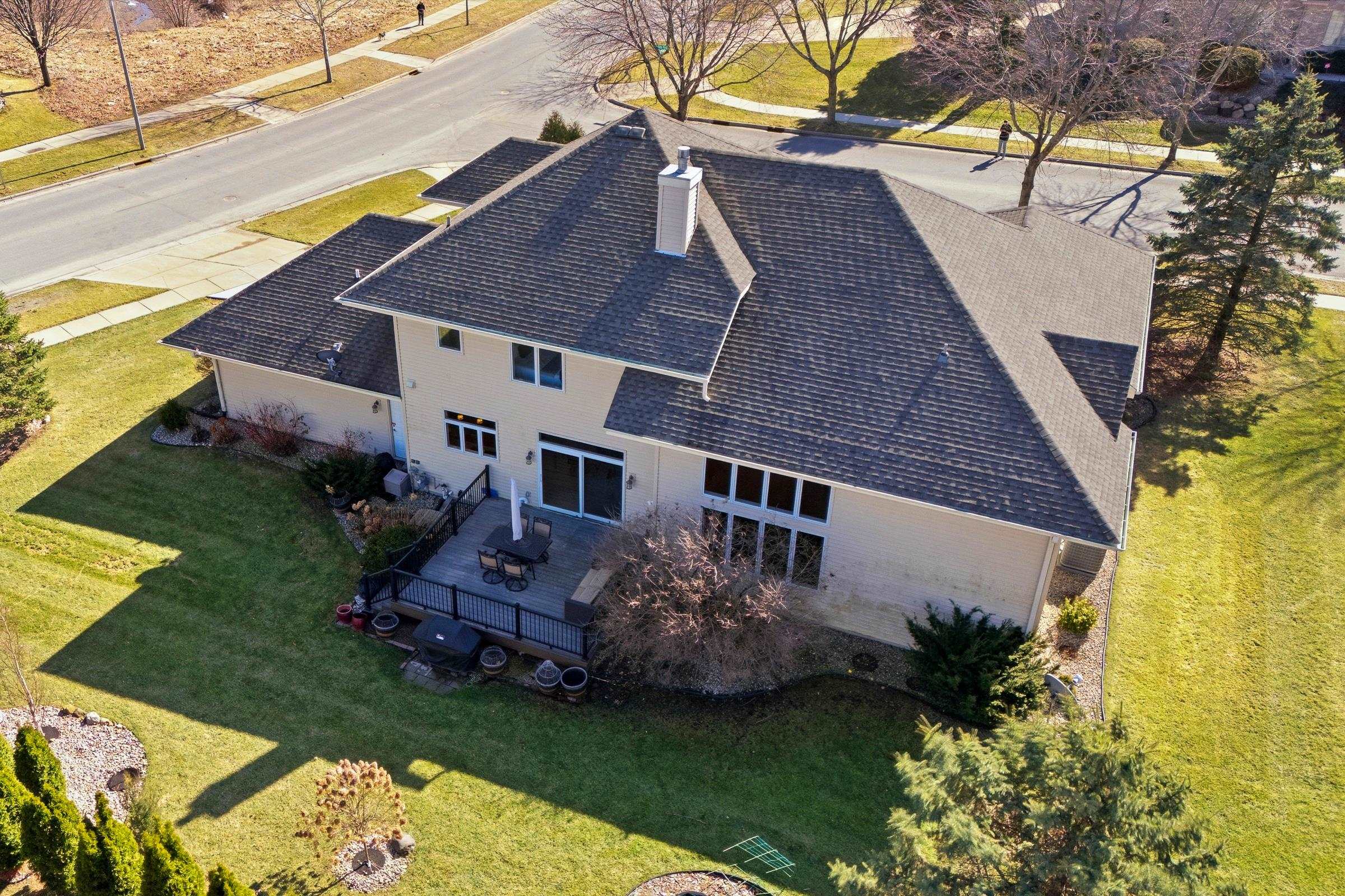 901 Winding Way