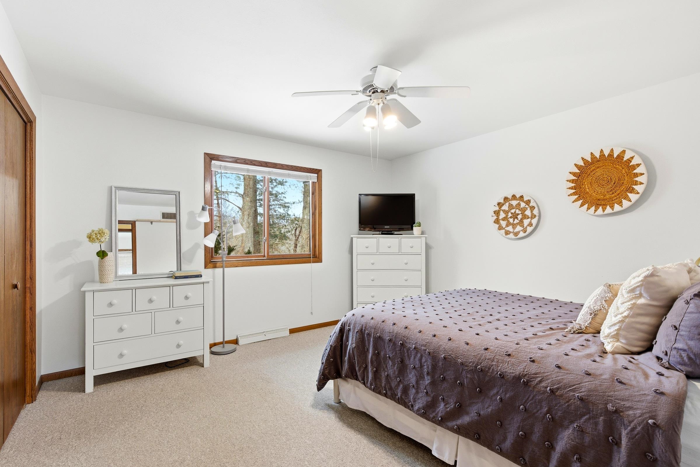 2460 Spring Rose Circle