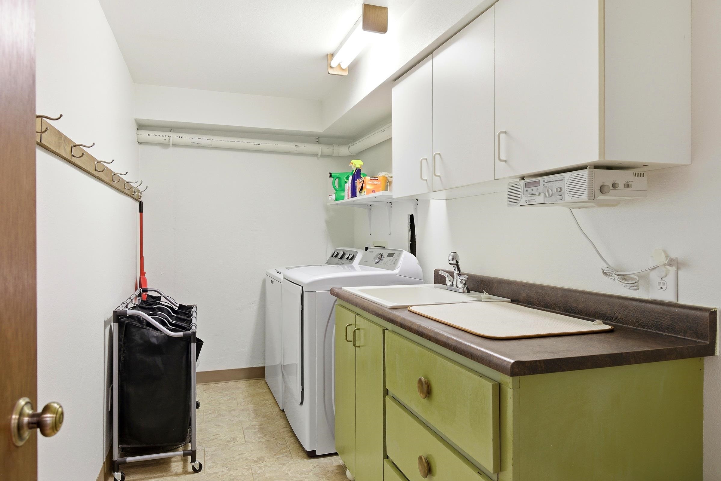 2460 Spring Rose Circle