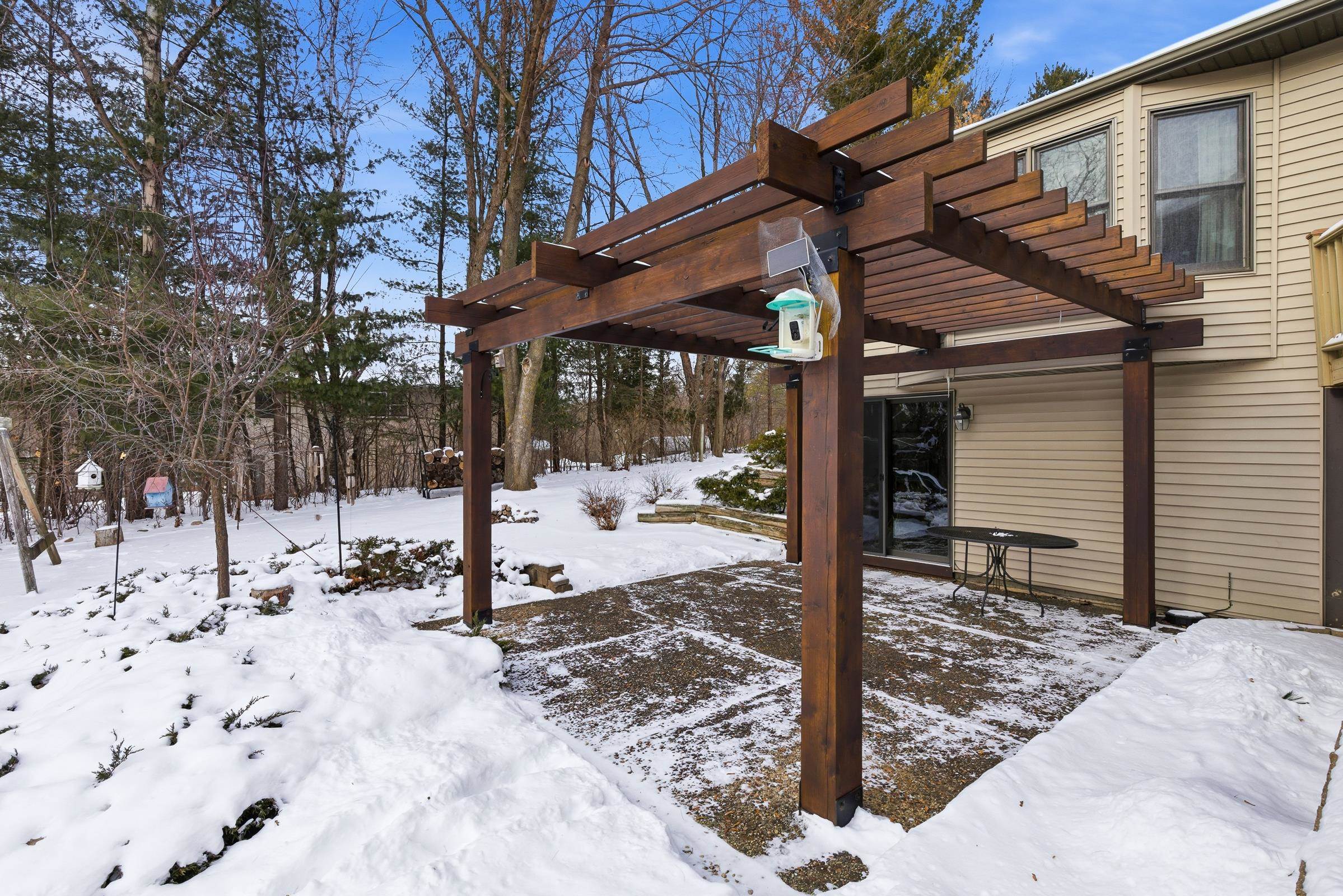 2460 Spring Rose Circle