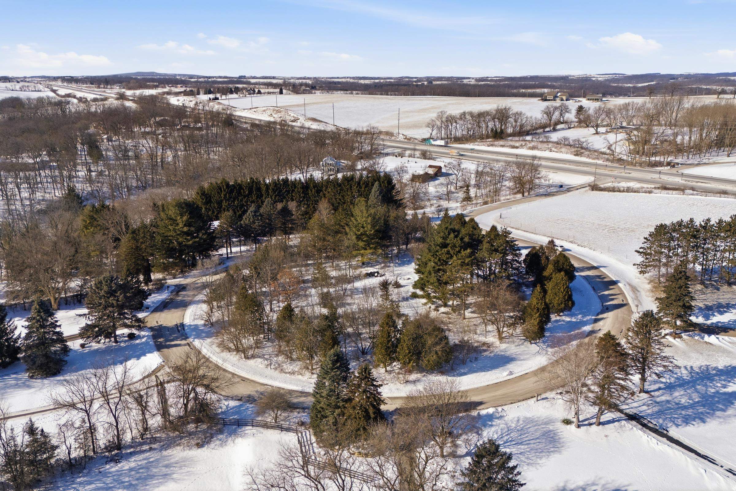 2460 Spring Rose Circle