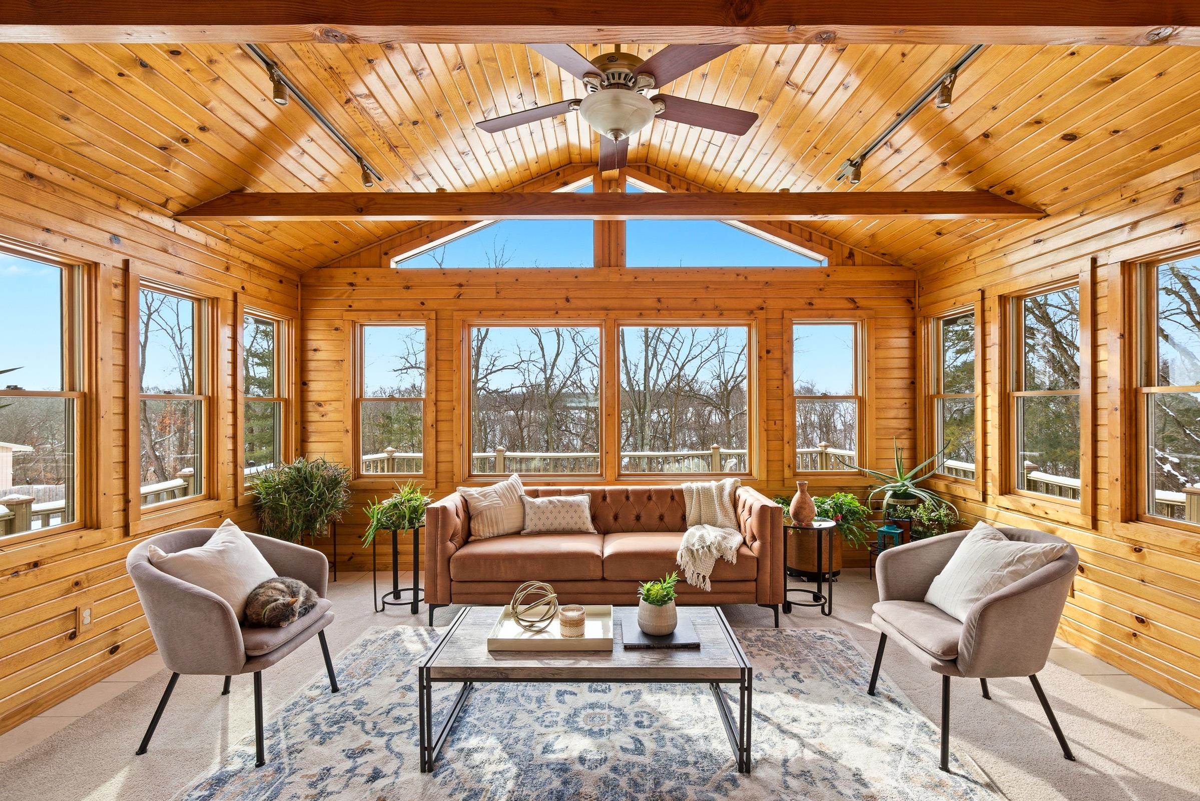 2460 Spring Rose Circle