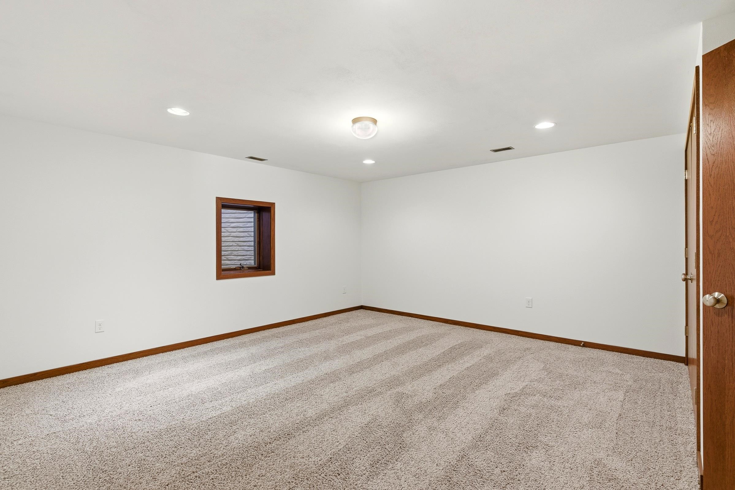 2460 Spring Rose Circle