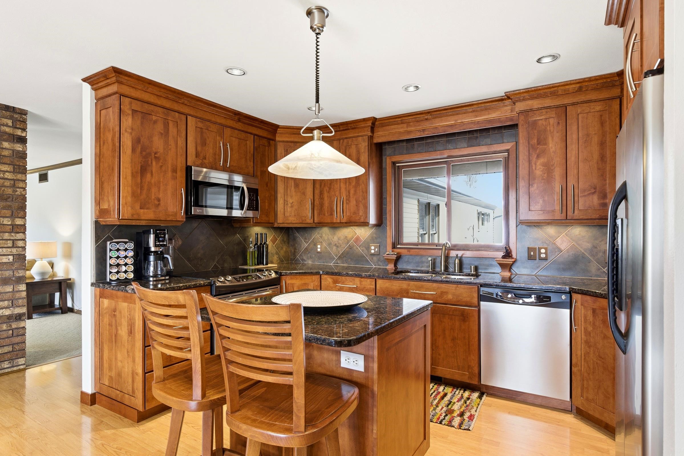 2460 Spring Rose Circle