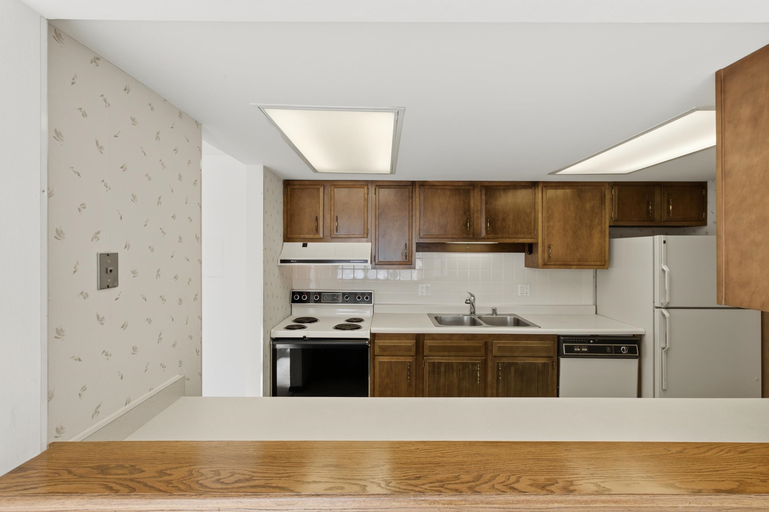 325 S Yellowstone Drive 228