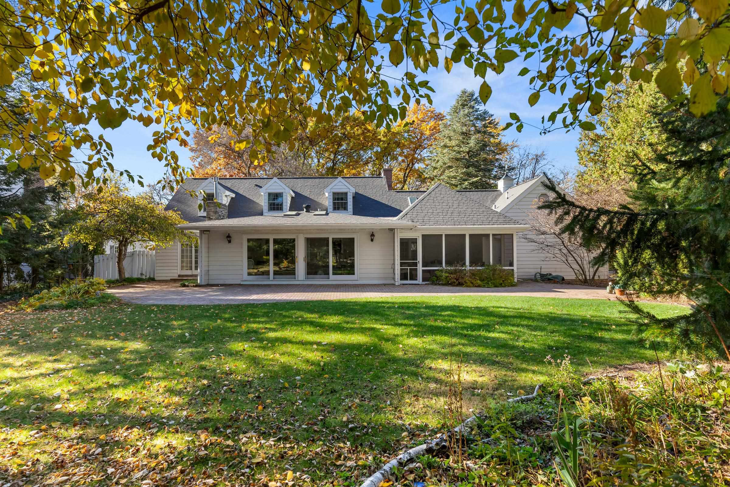 201 S Kenosha Drive