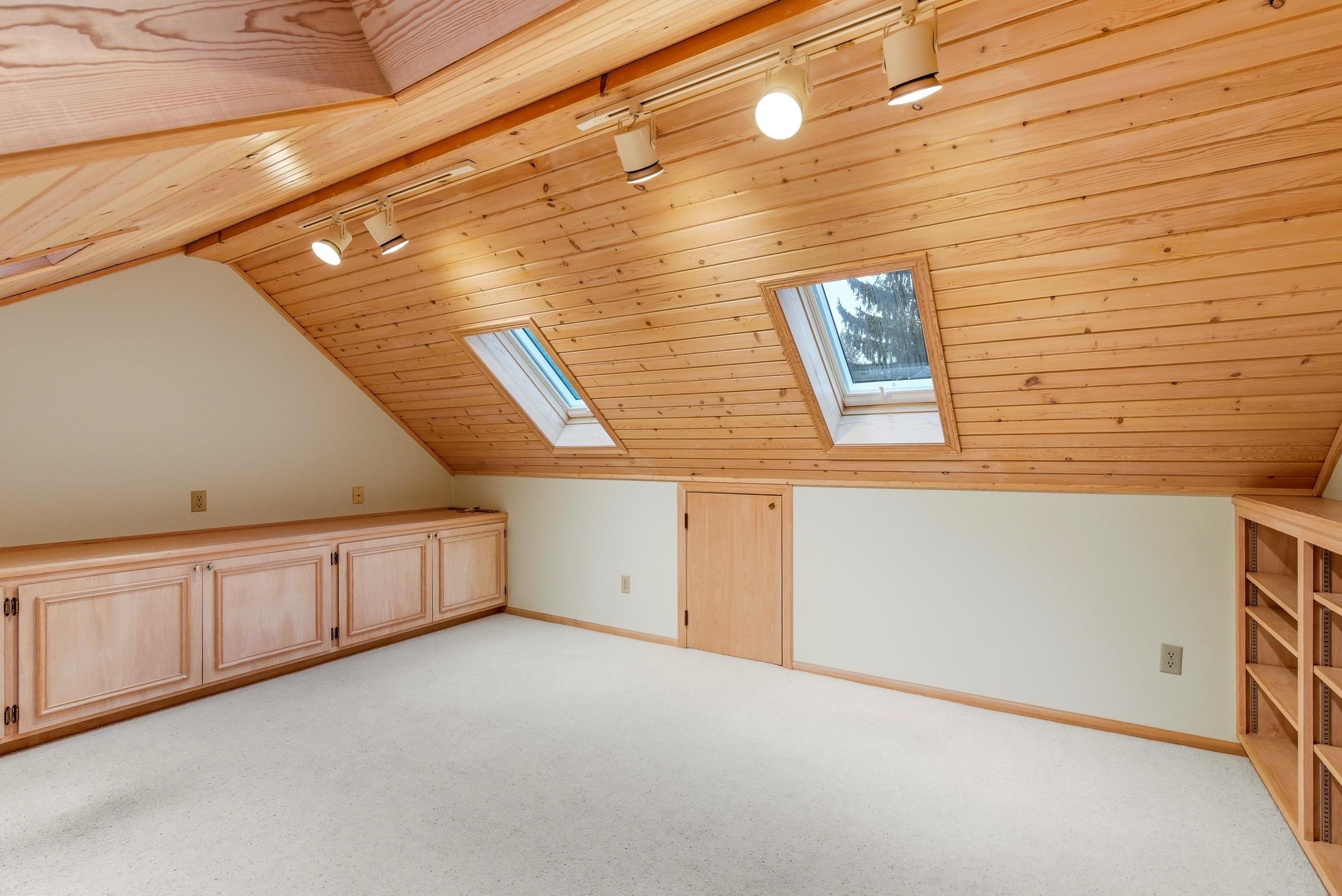 201 S Kenosha Drive