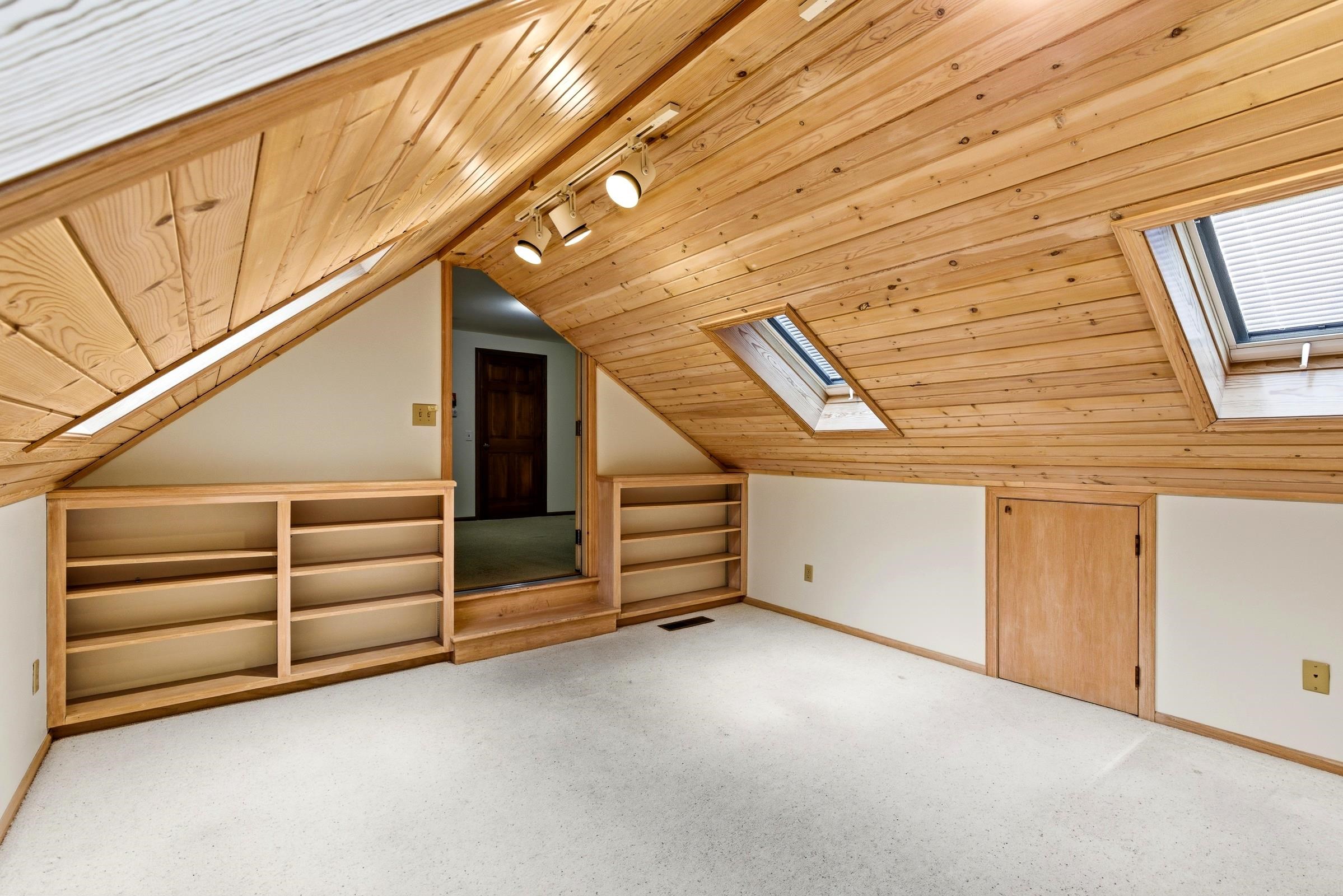 201 S Kenosha Drive