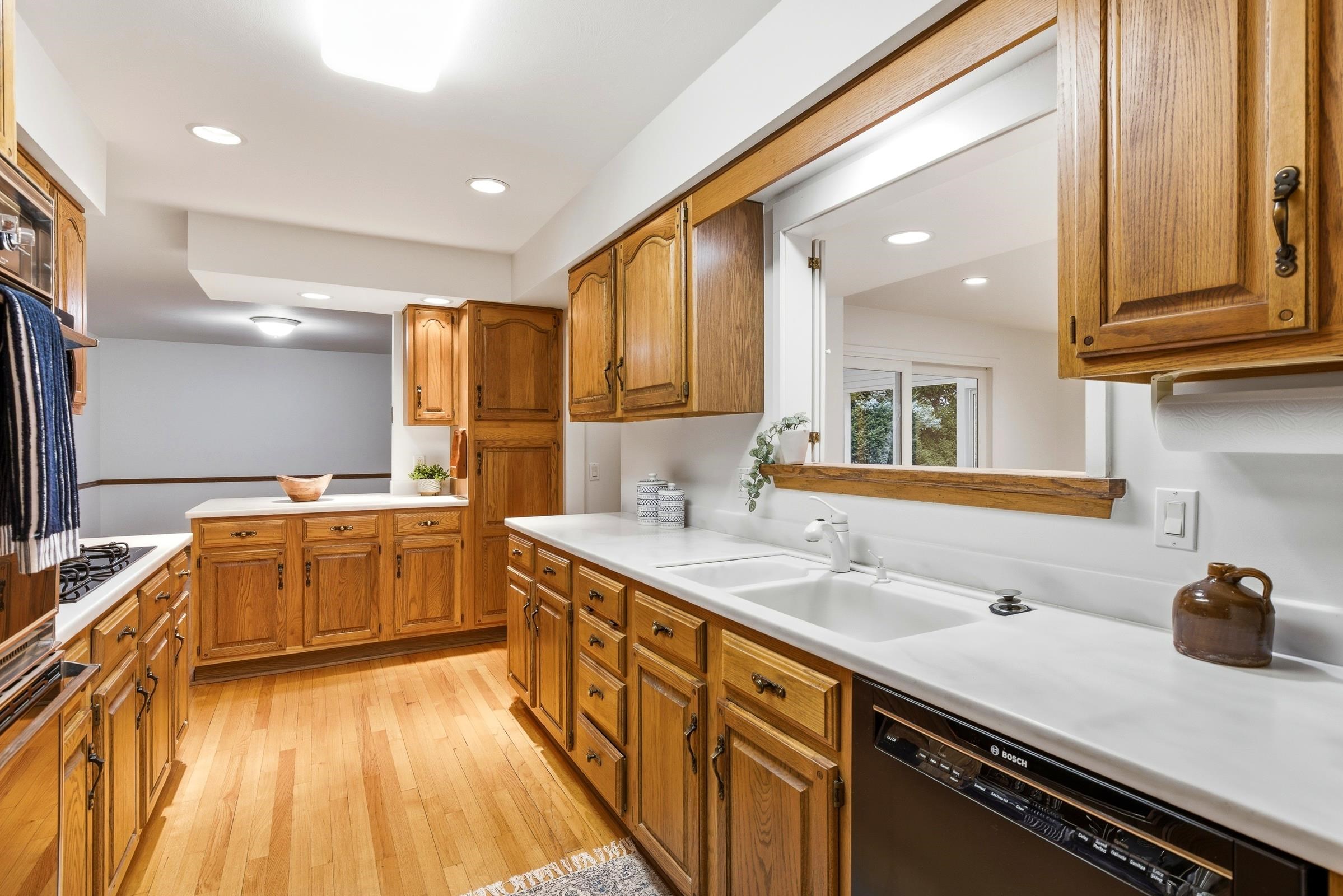 201 S Kenosha Drive