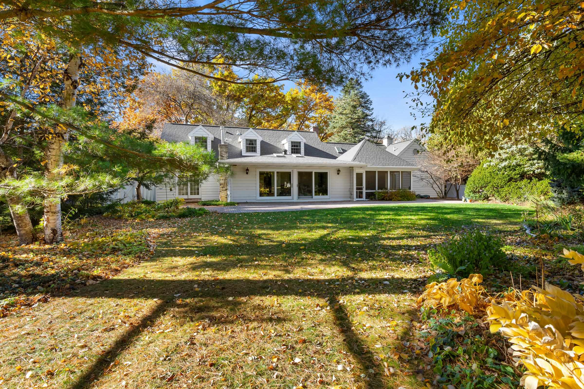 201 S Kenosha Drive