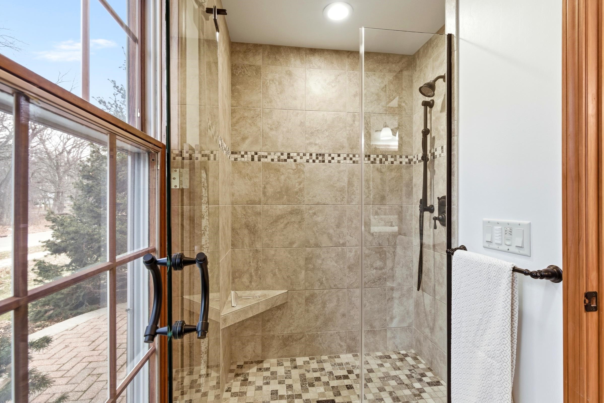 201 S Kenosha Drive