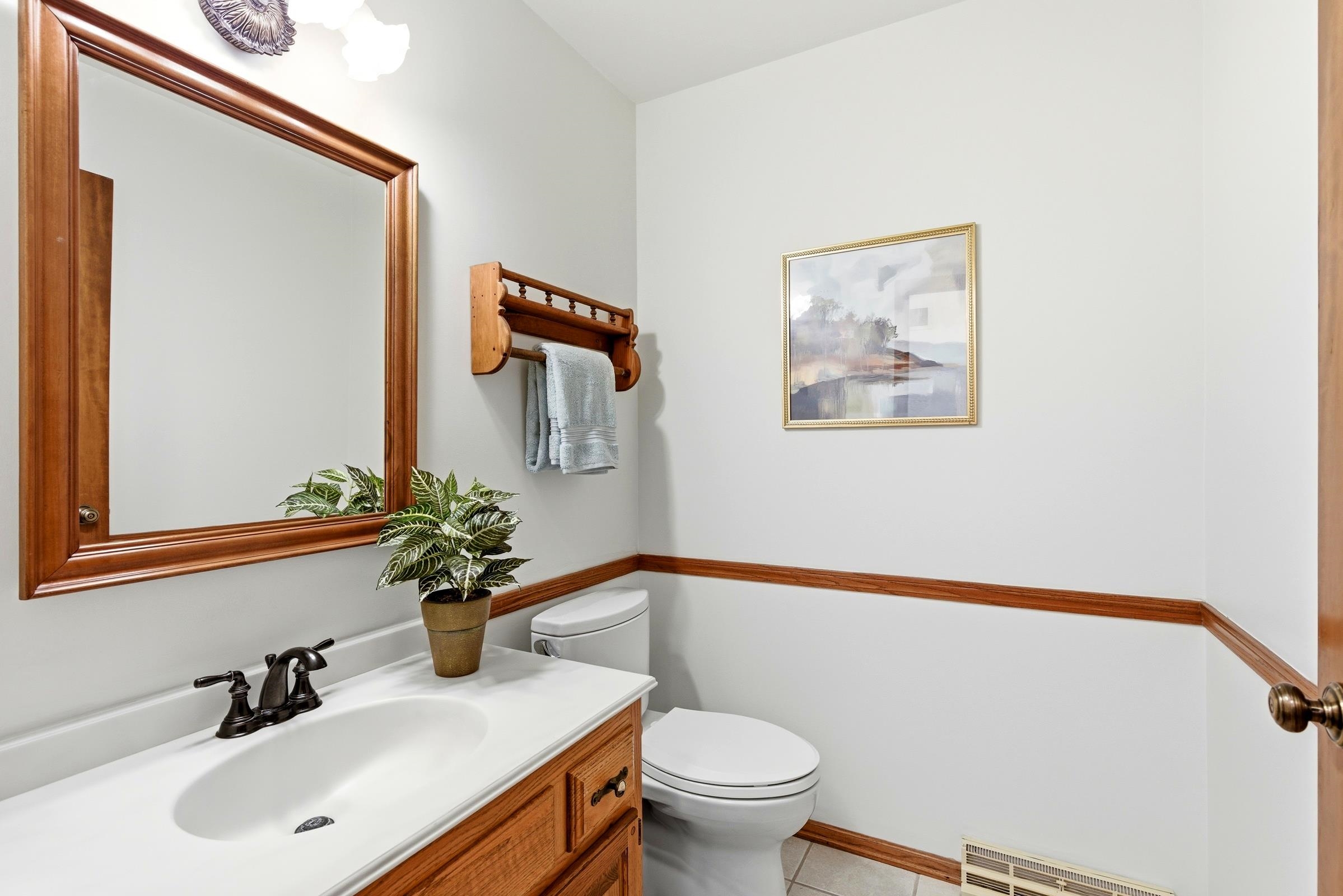 201 S Kenosha Drive
