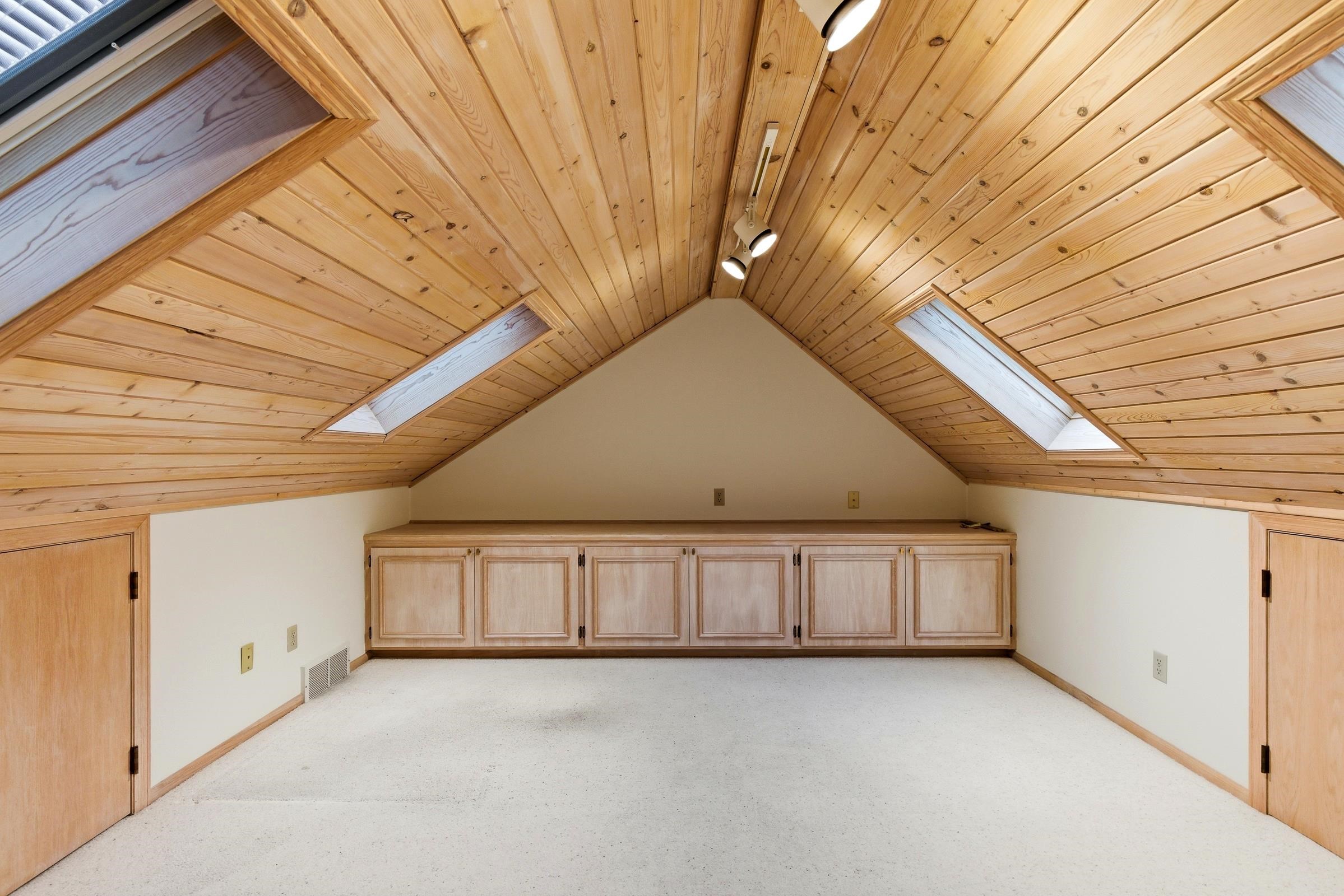 201 S Kenosha Drive