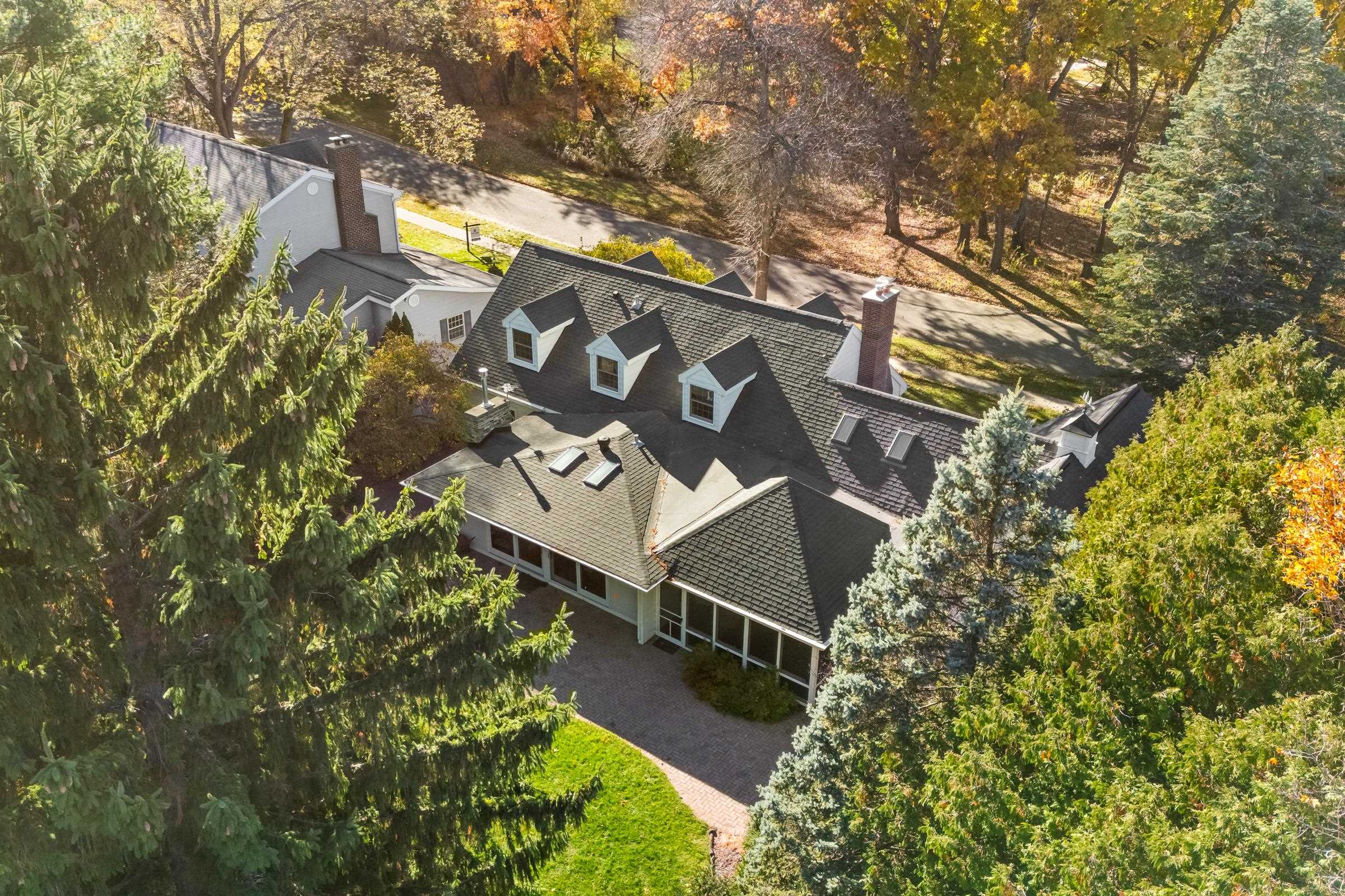 201 S Kenosha Drive