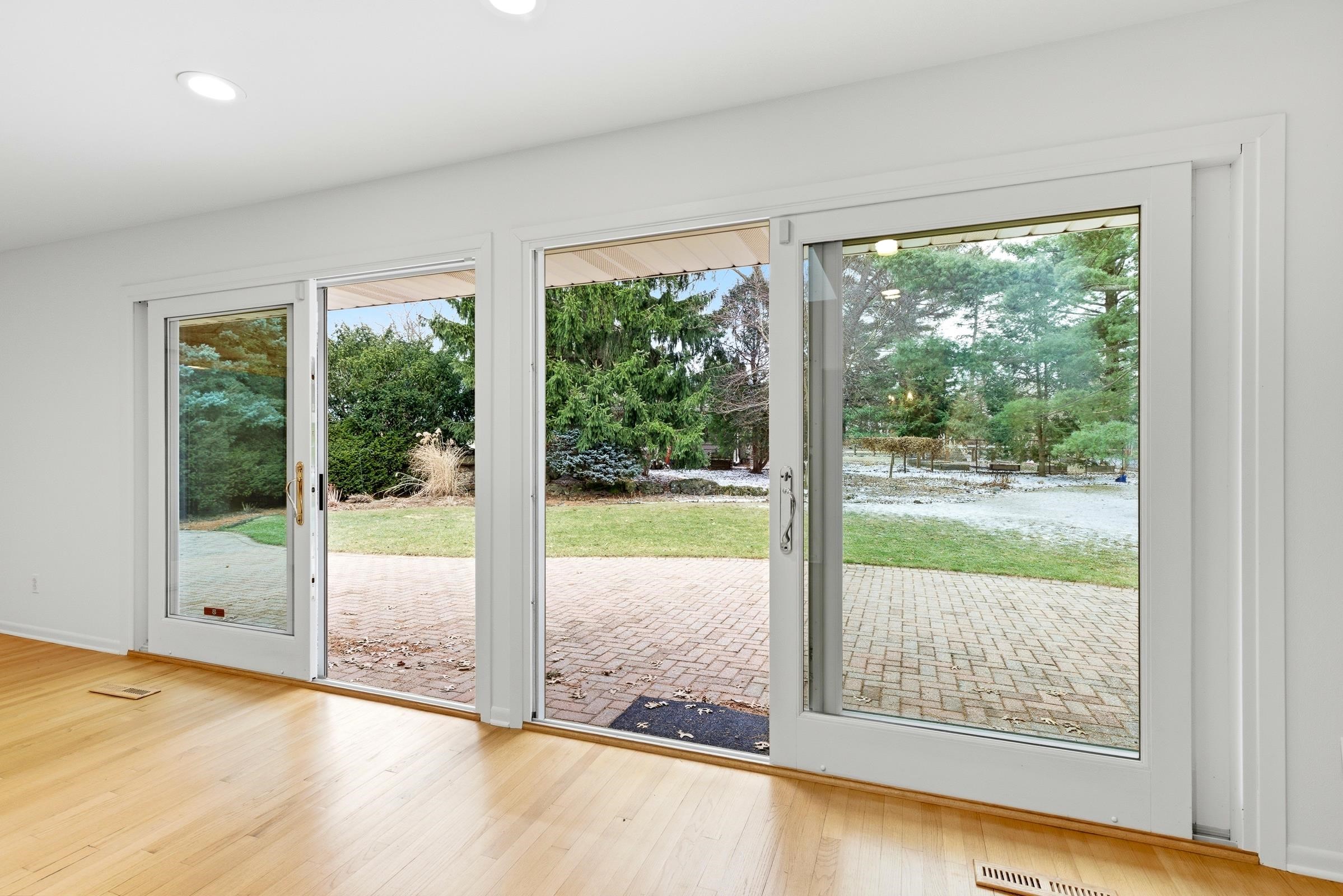 201 S Kenosha Drive