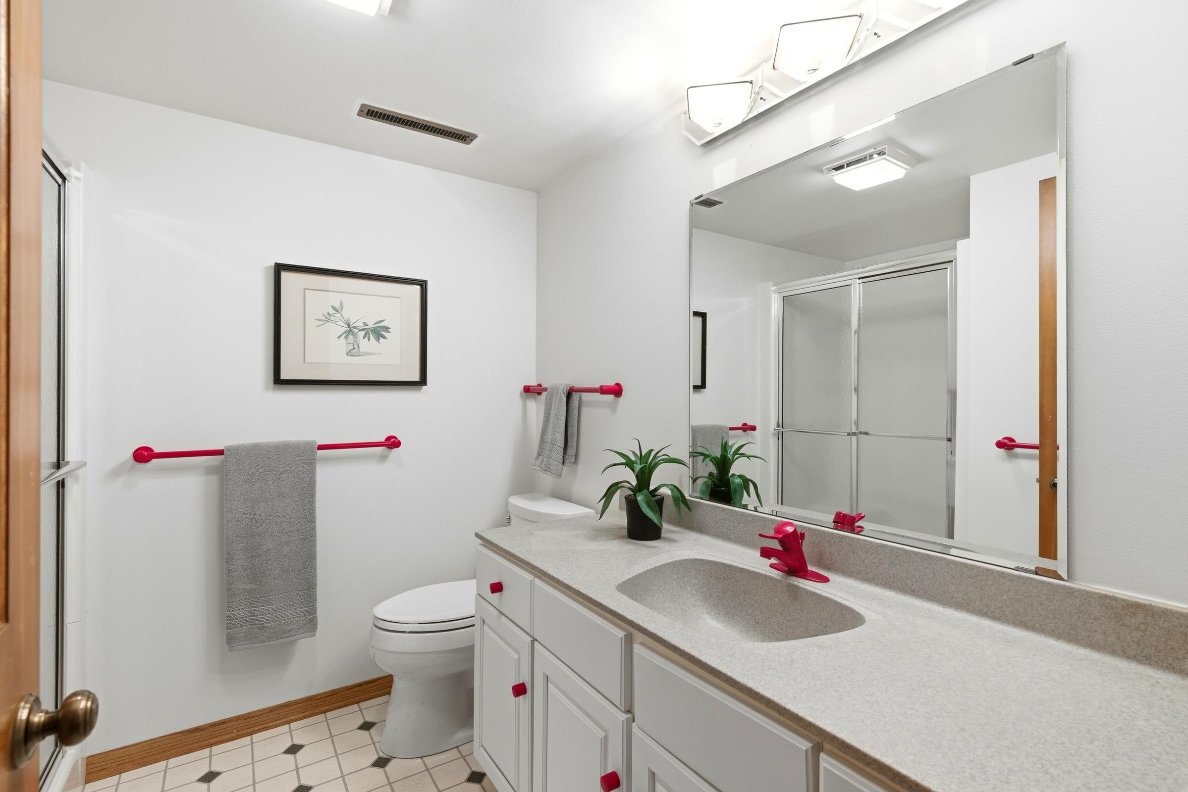 201 S Kenosha Drive