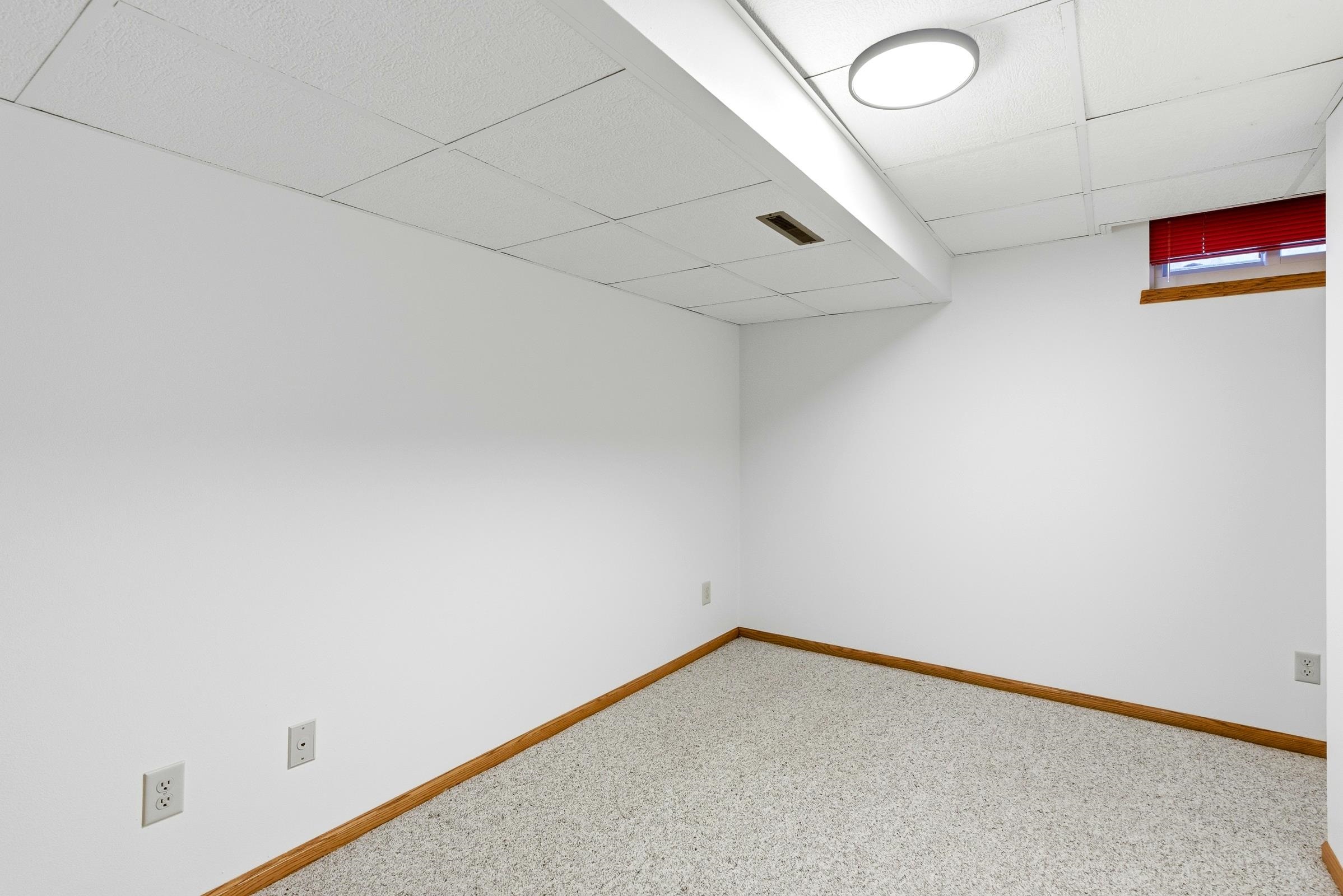 201 S Kenosha Drive