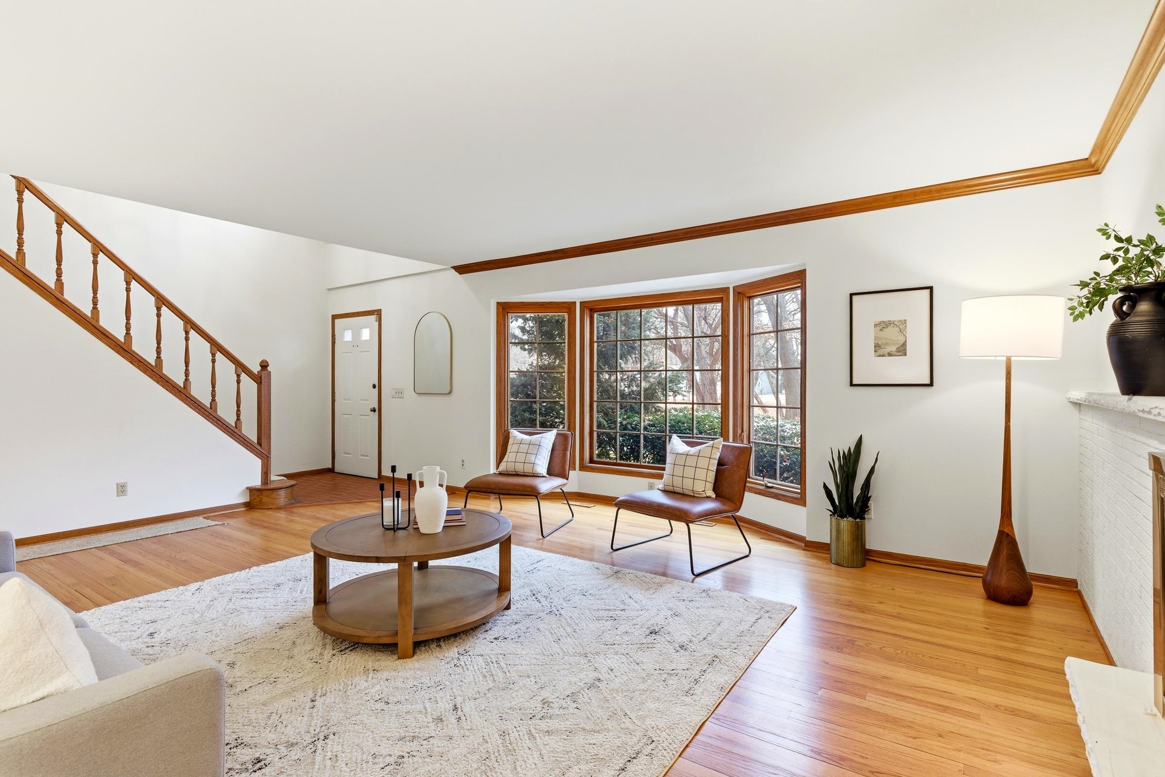 201 S Kenosha Drive