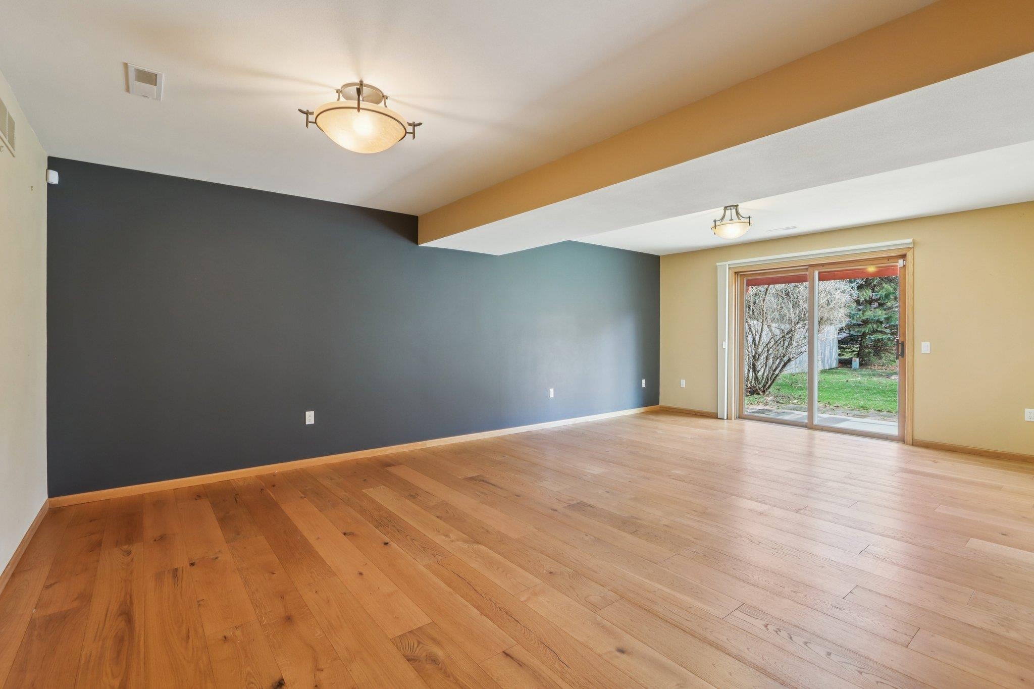 5495 Quarry Hill Drive