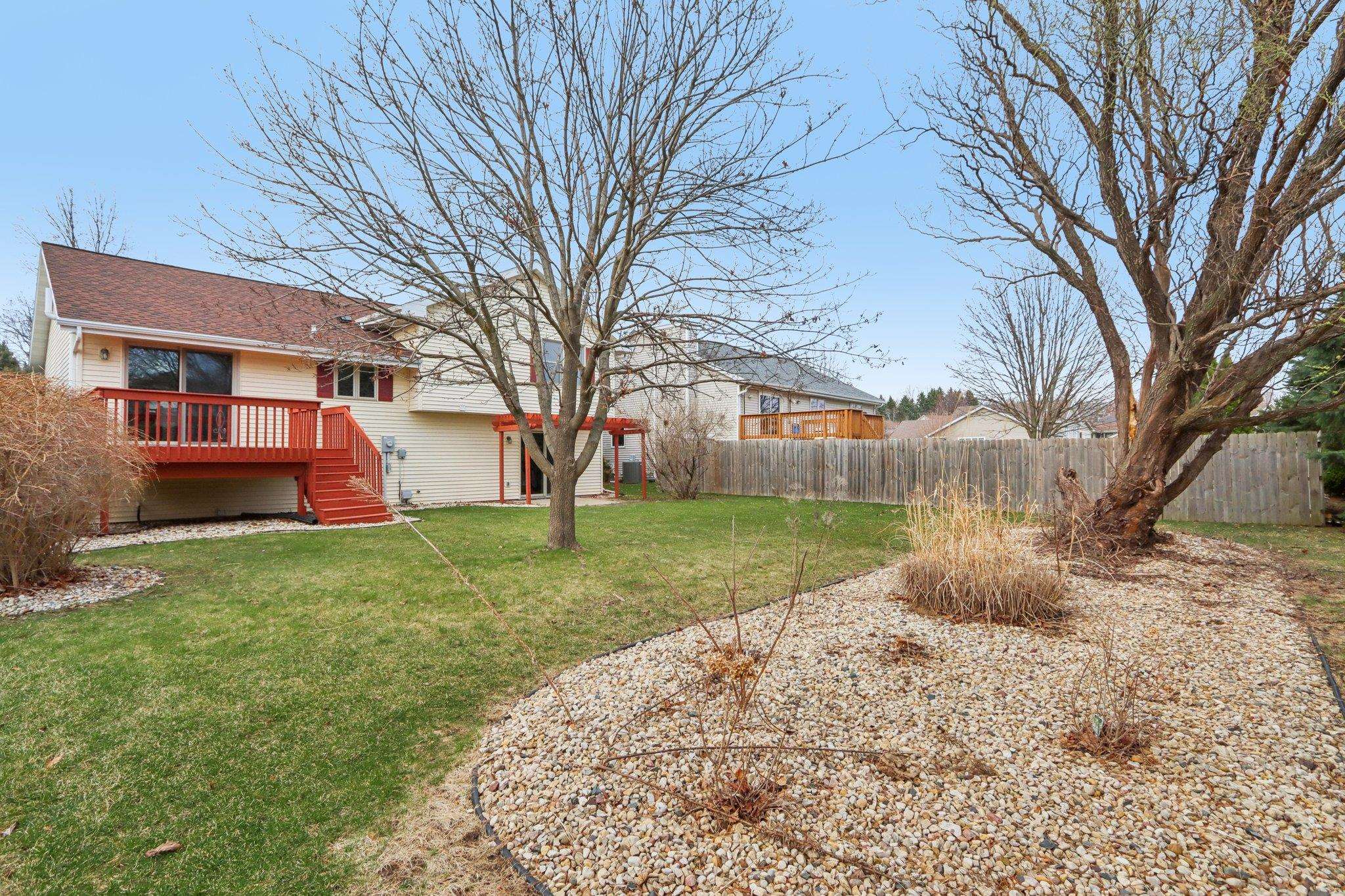 5495 Quarry Hill Drive