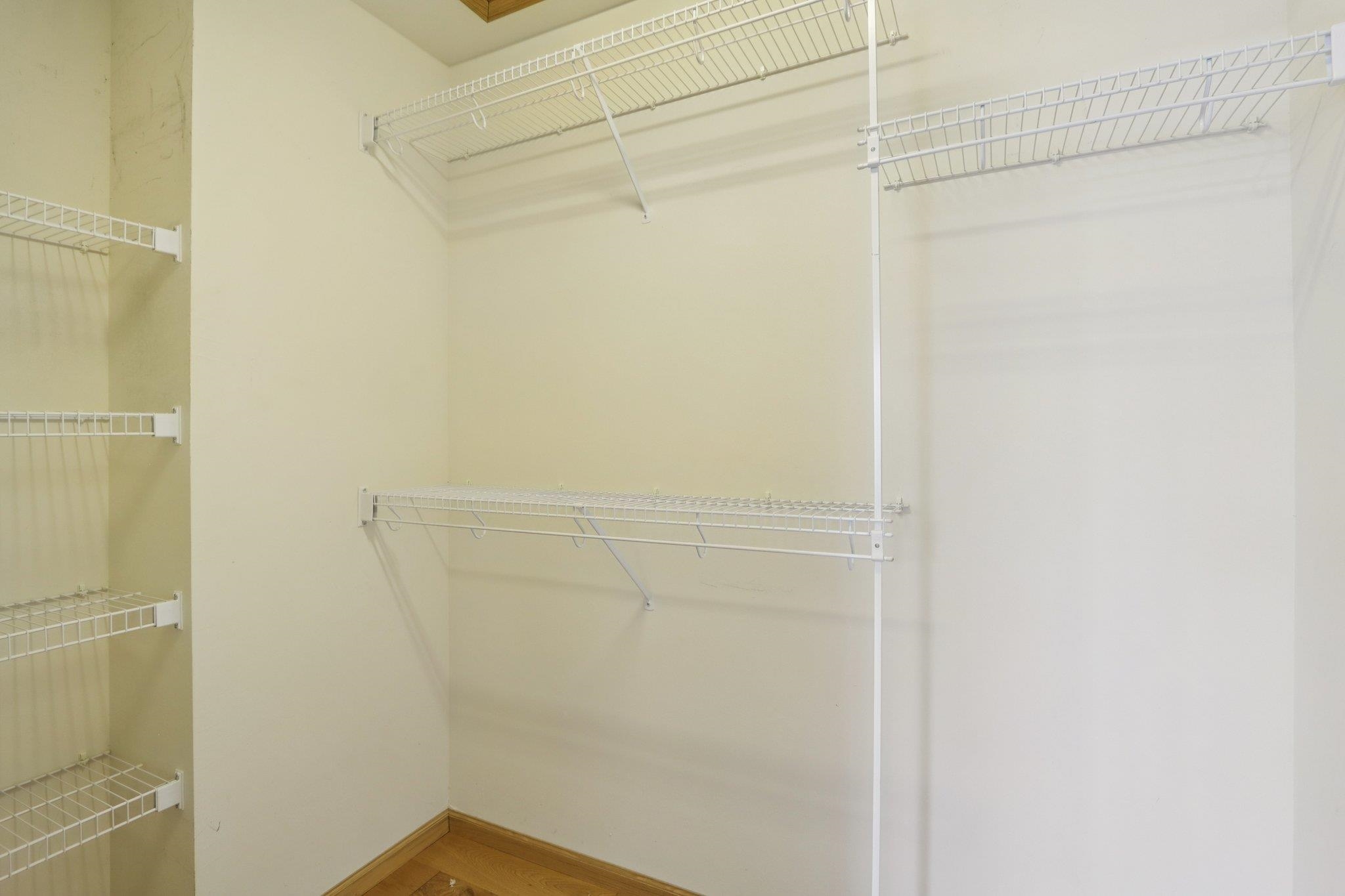 5495 Quarry Hill Drive