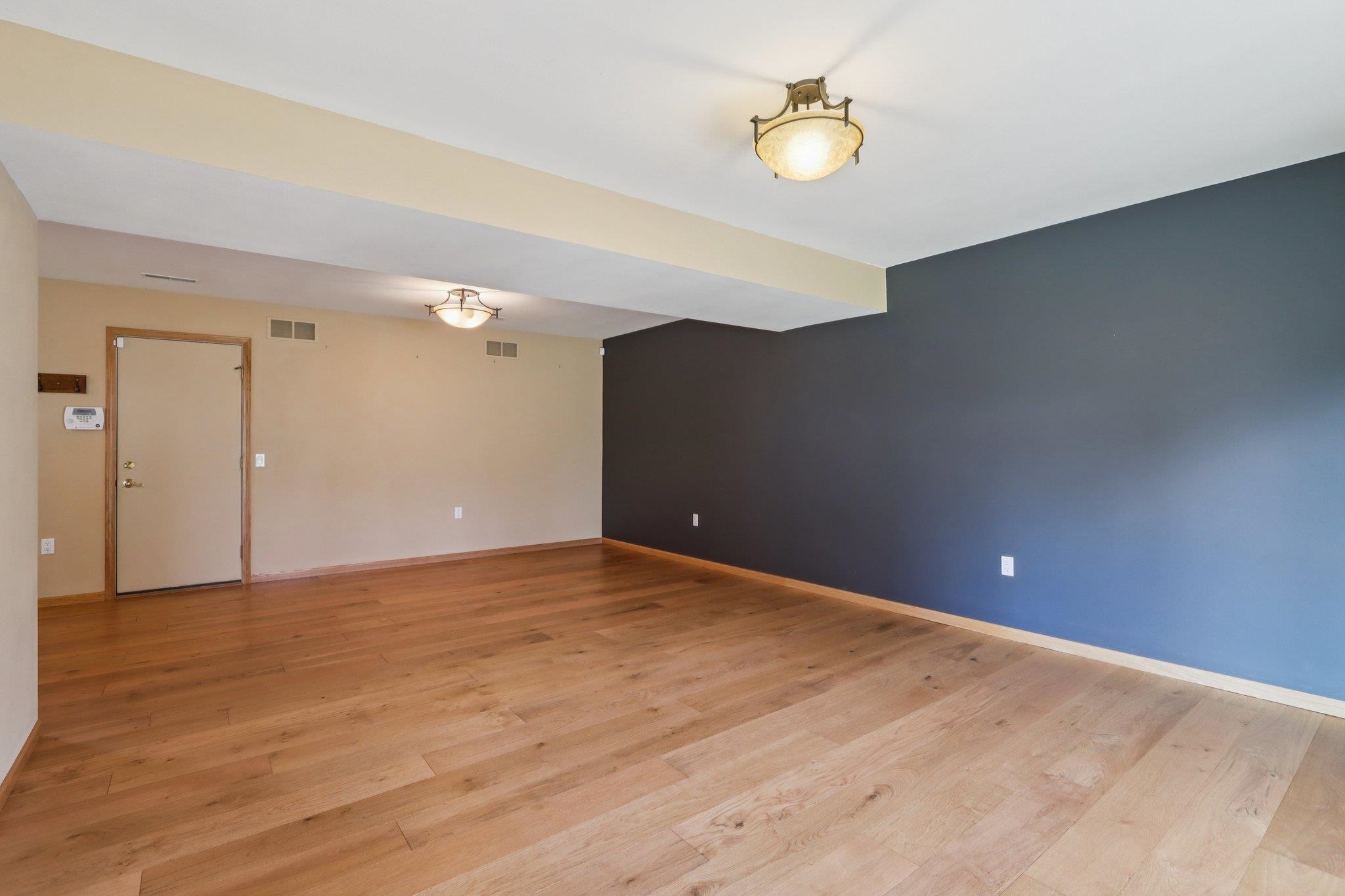 5495 Quarry Hill Drive