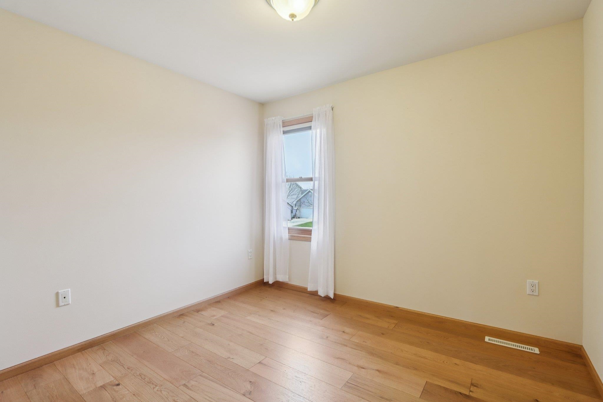 5495 Quarry Hill Drive