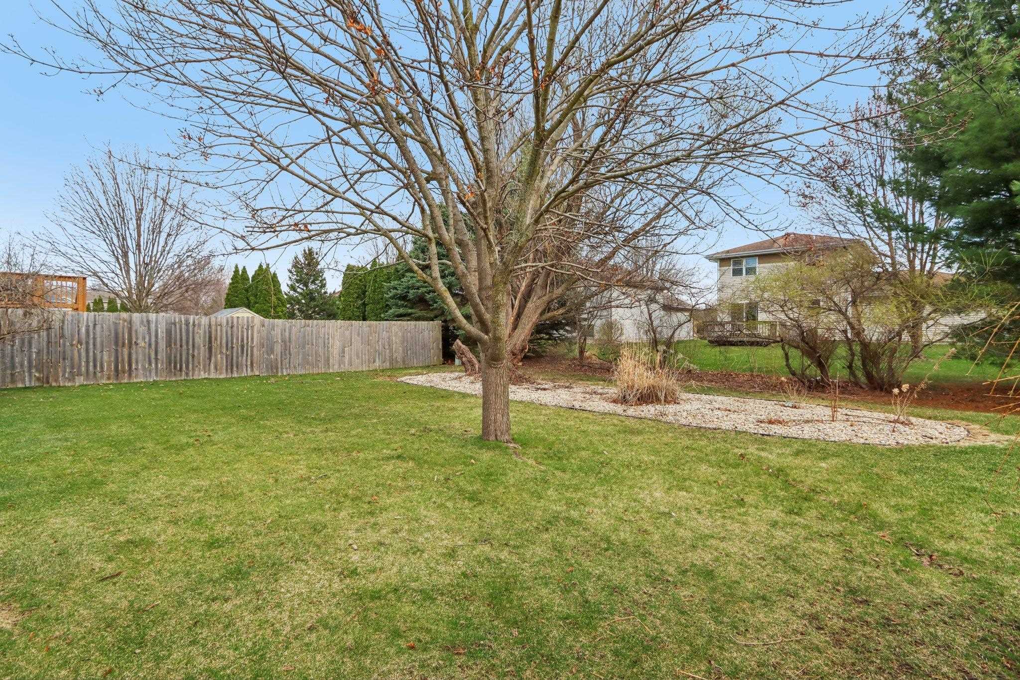 5495 Quarry Hill Drive