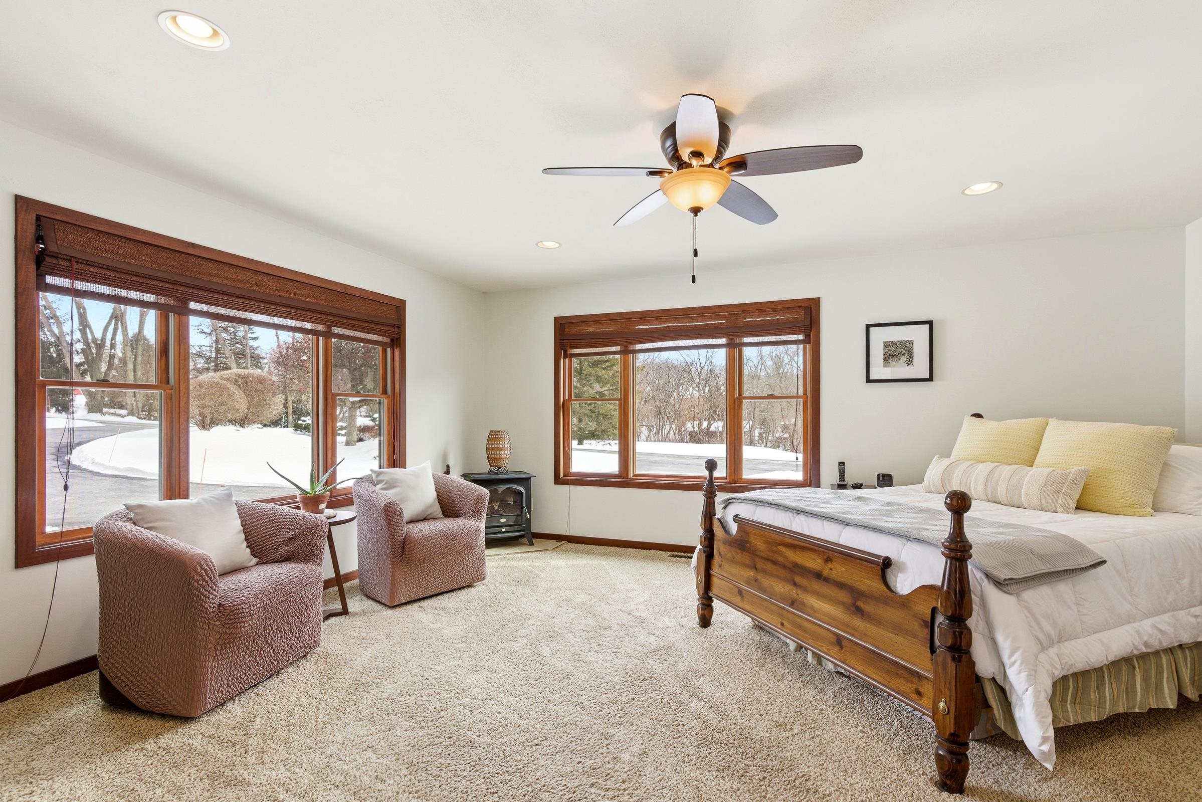 2460 Spring Rose Circle