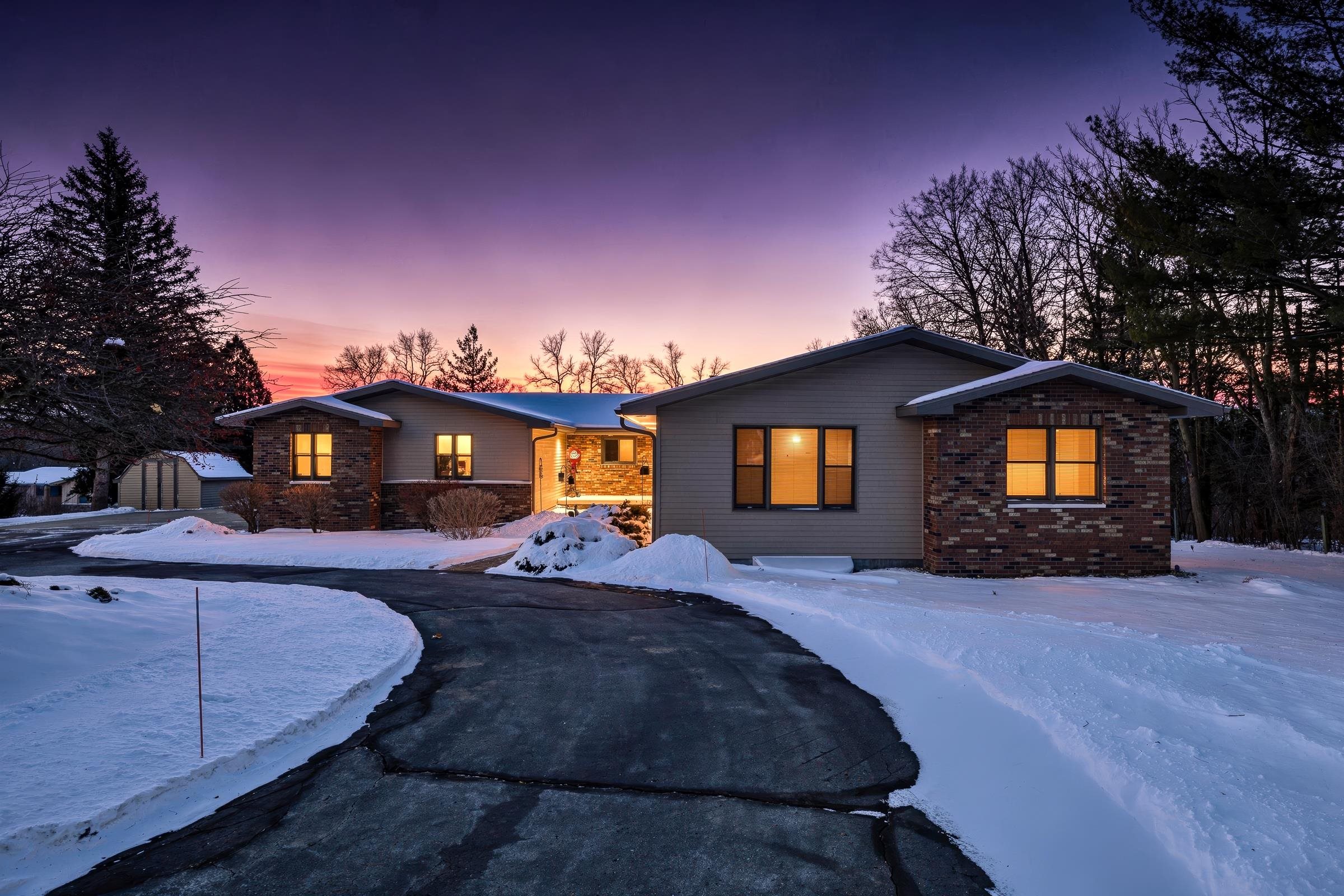 2460 Spring Rose Circle