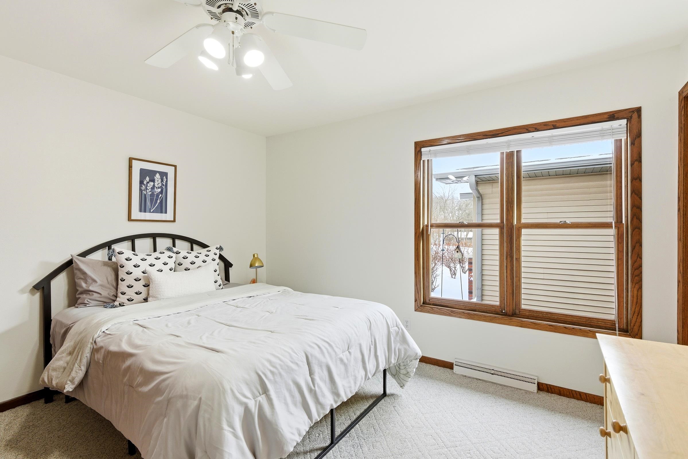 2460 Spring Rose Circle