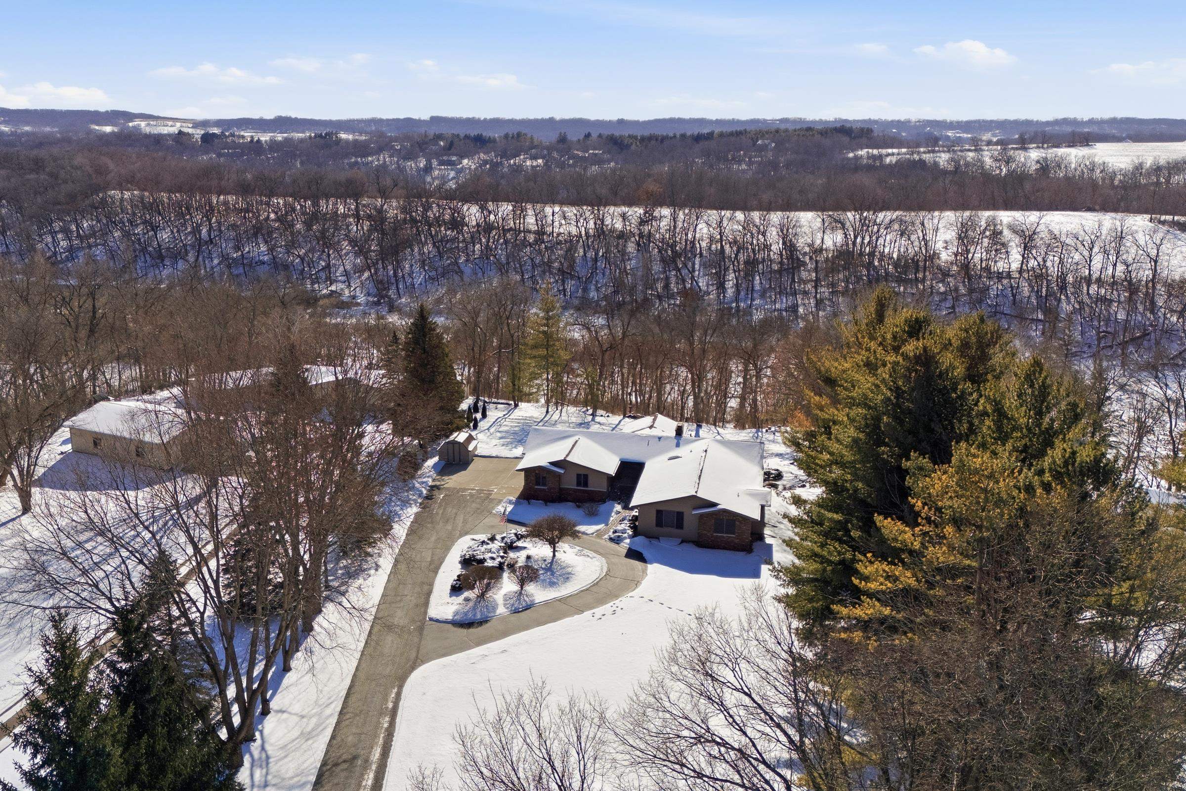 2460 Spring Rose Circle