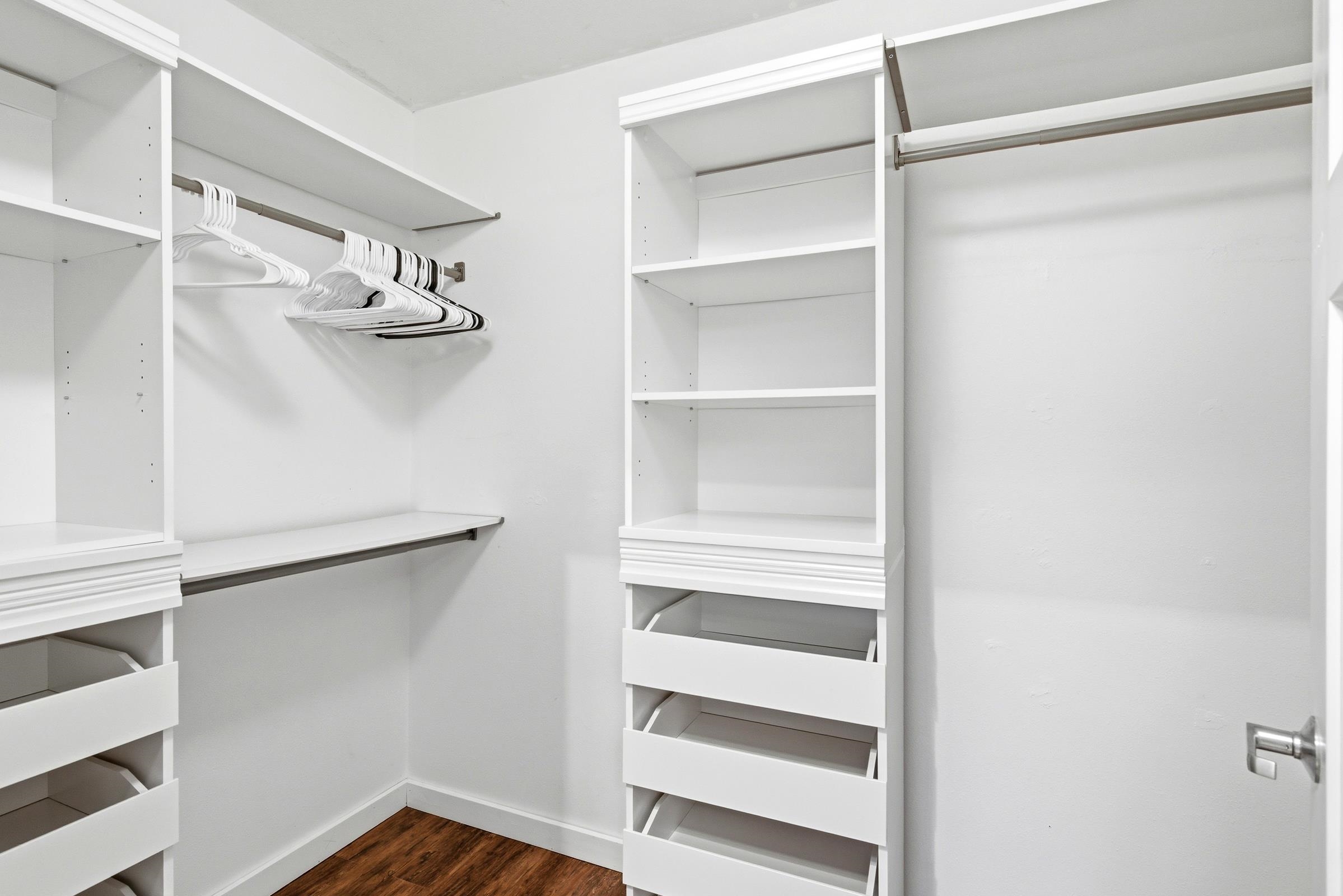 8275 Starr Grass Drive