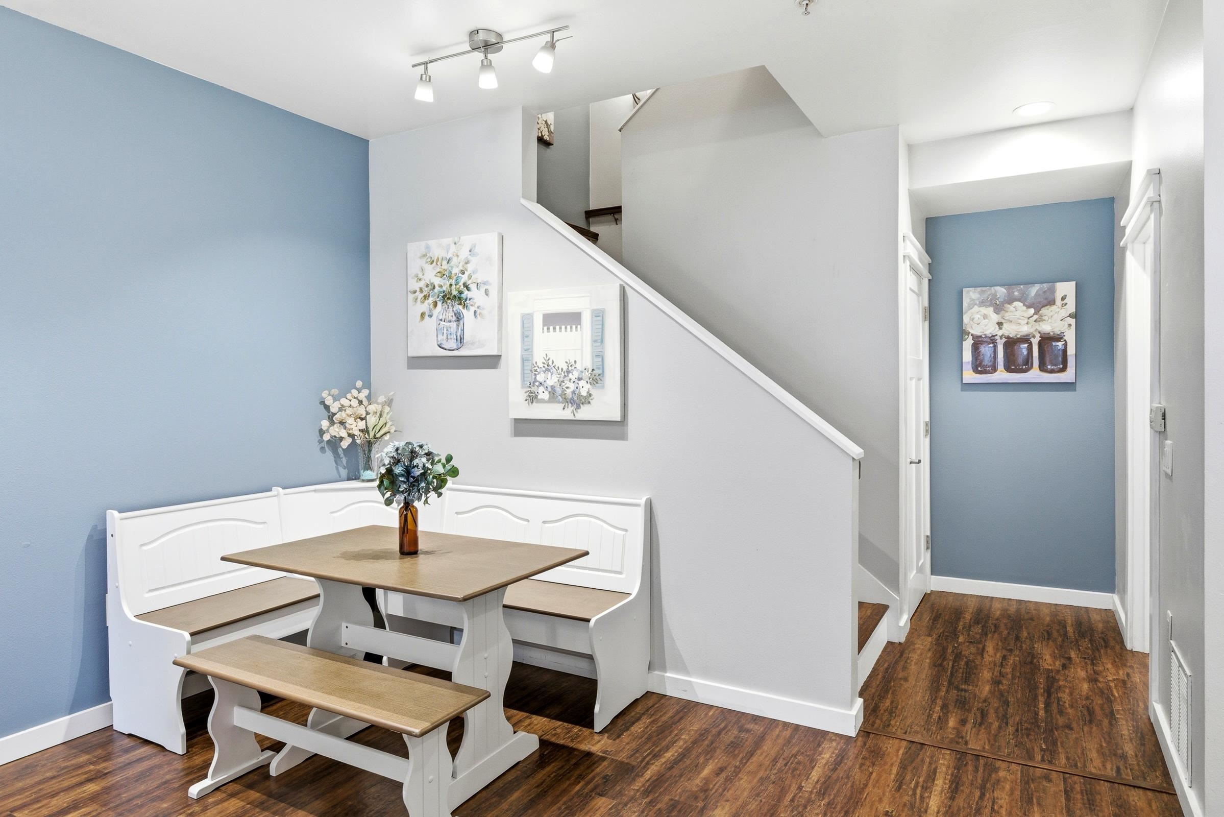 8275 Starr Grass Drive